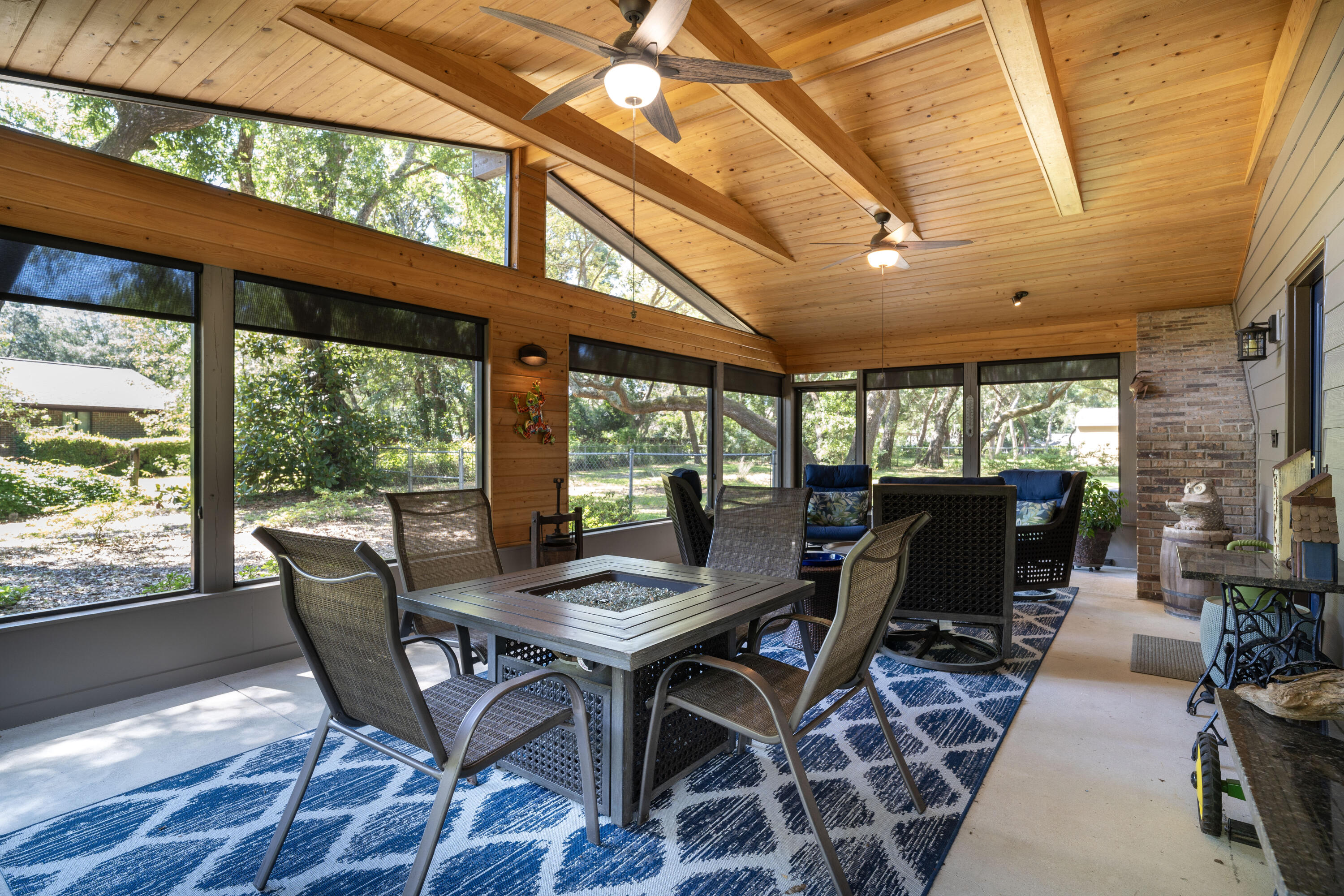 LAKE PIPPIN - Residential