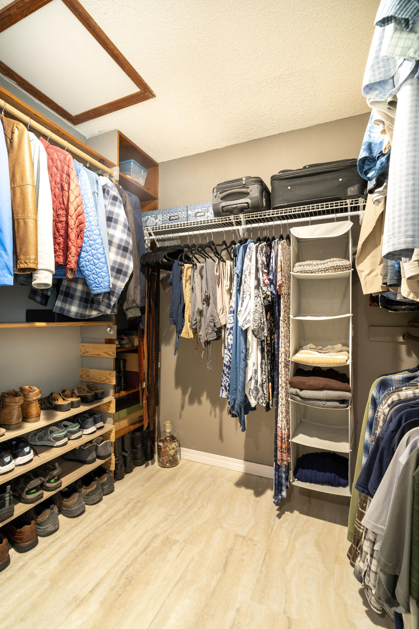 LAKE PIPPIN - Residential