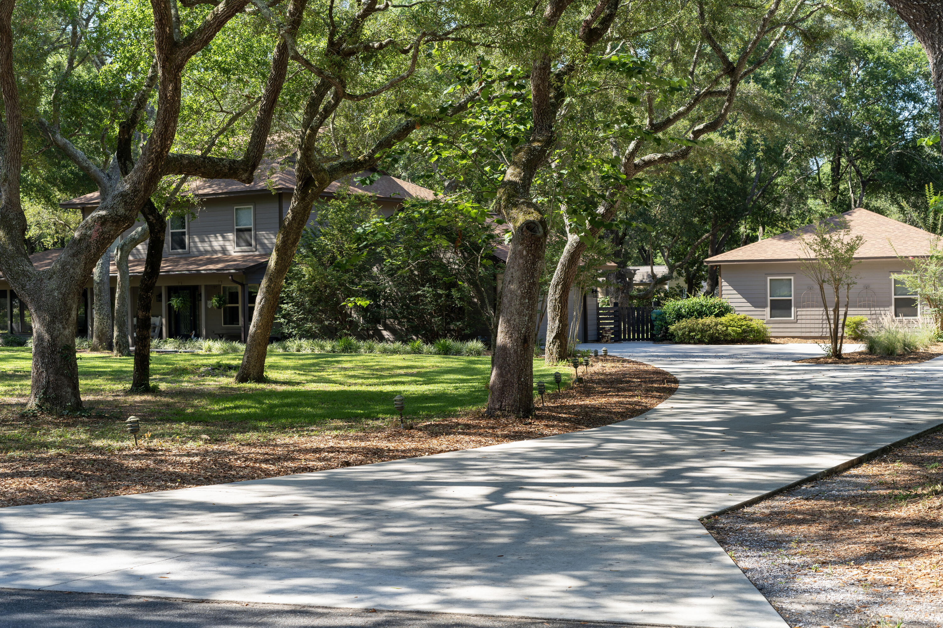 LAKE PIPPIN - Residential