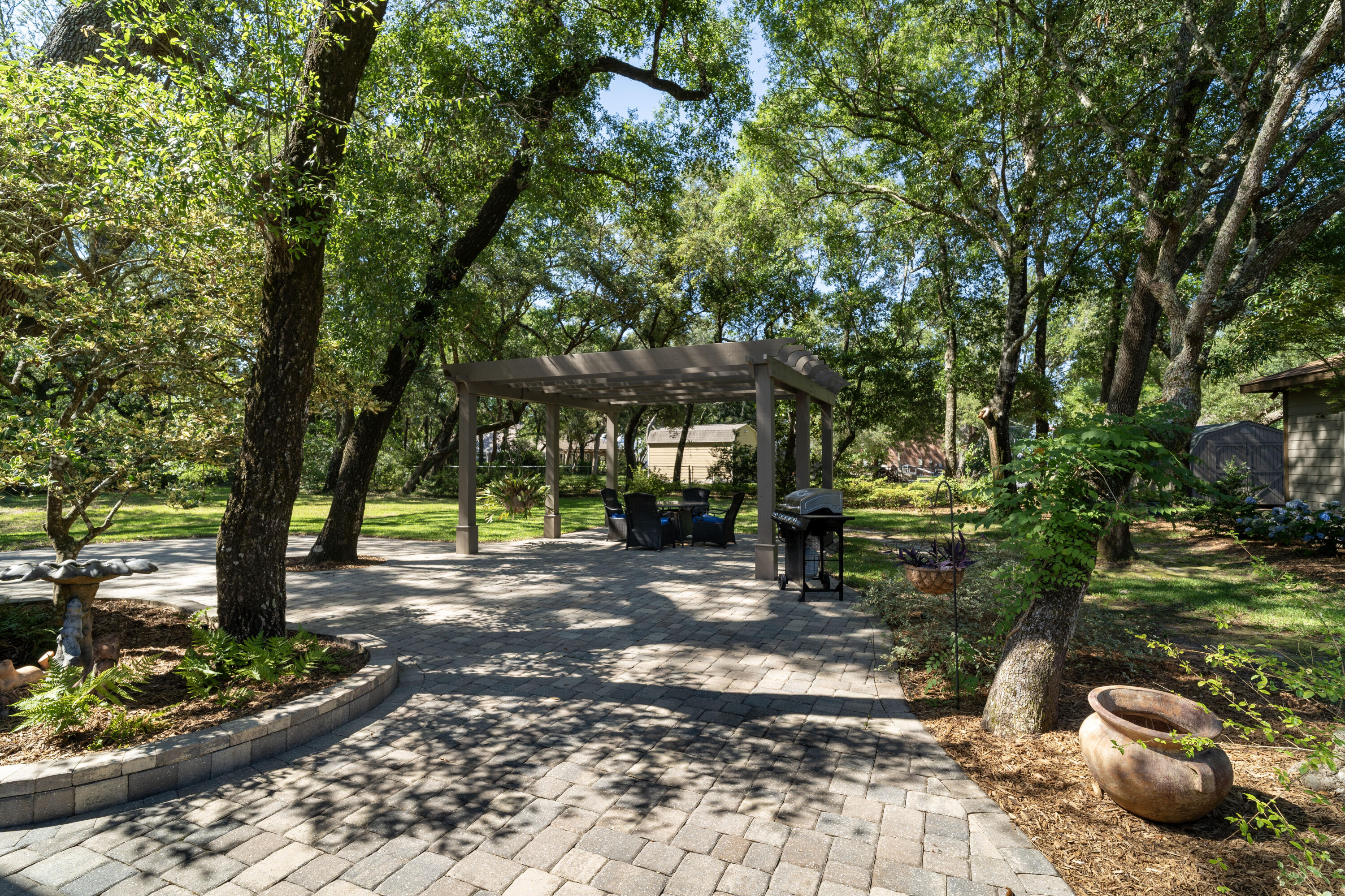 LAKE PIPPIN - Residential