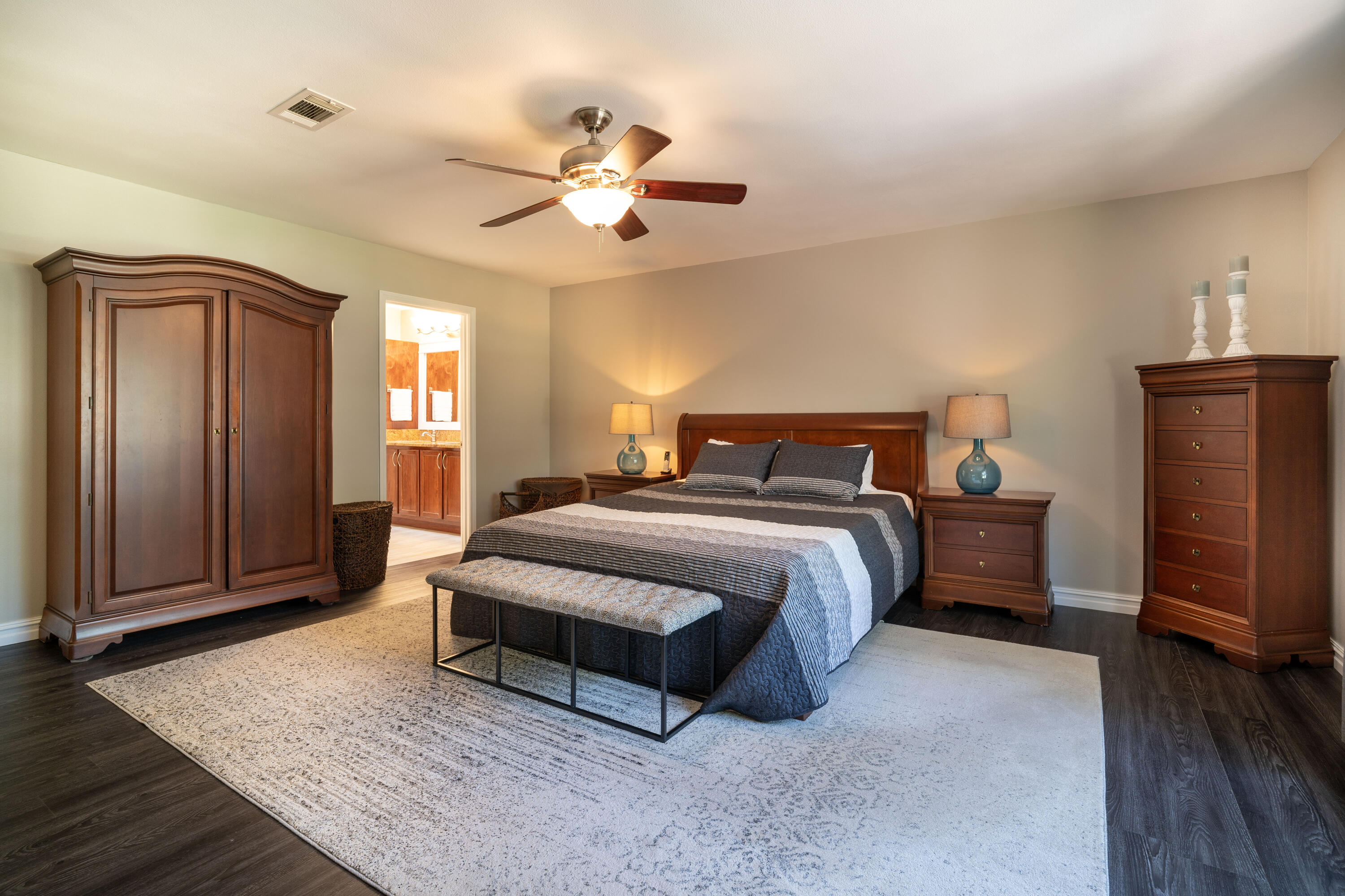 LAKE PIPPIN - Residential