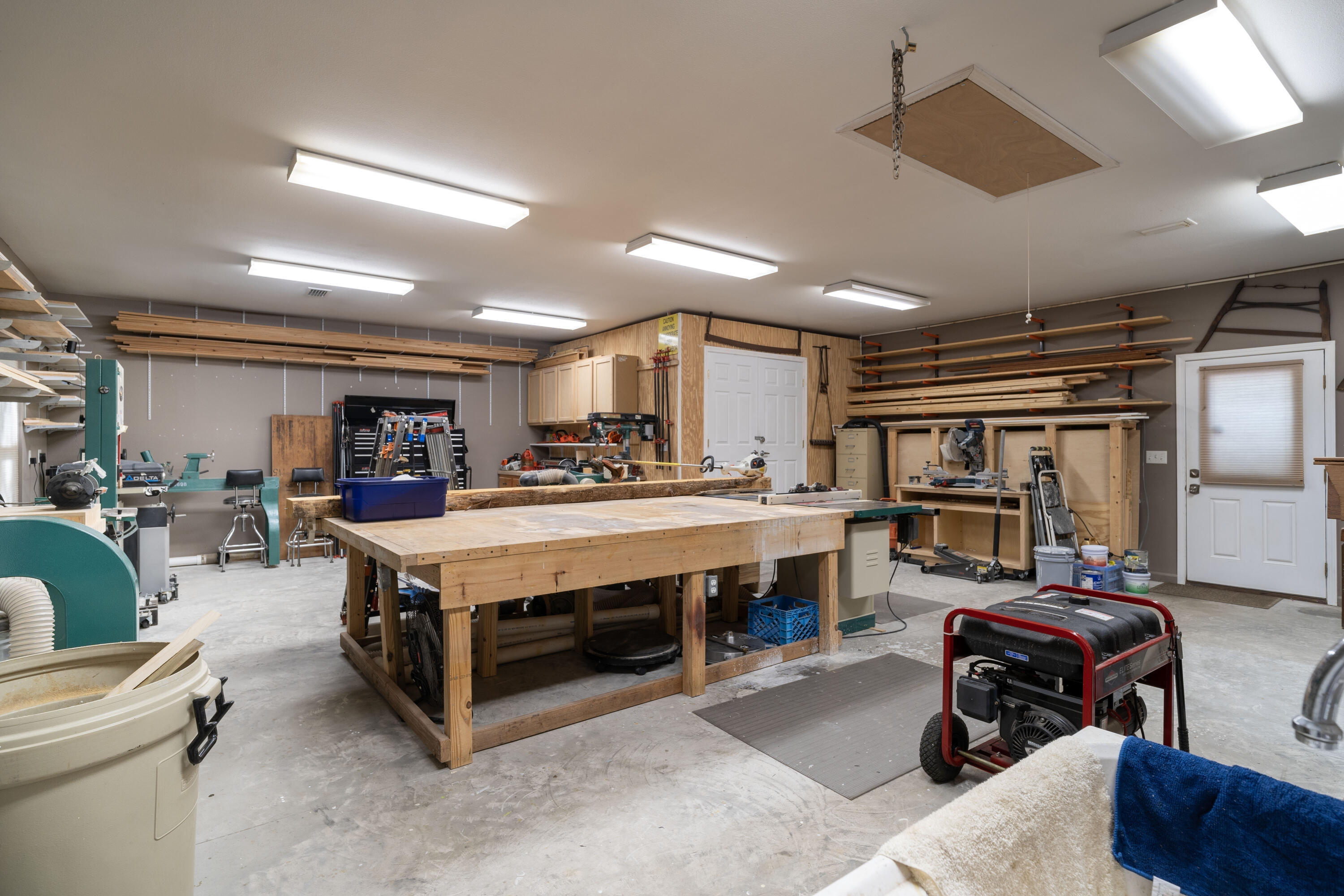 LAKE PIPPIN - Residential