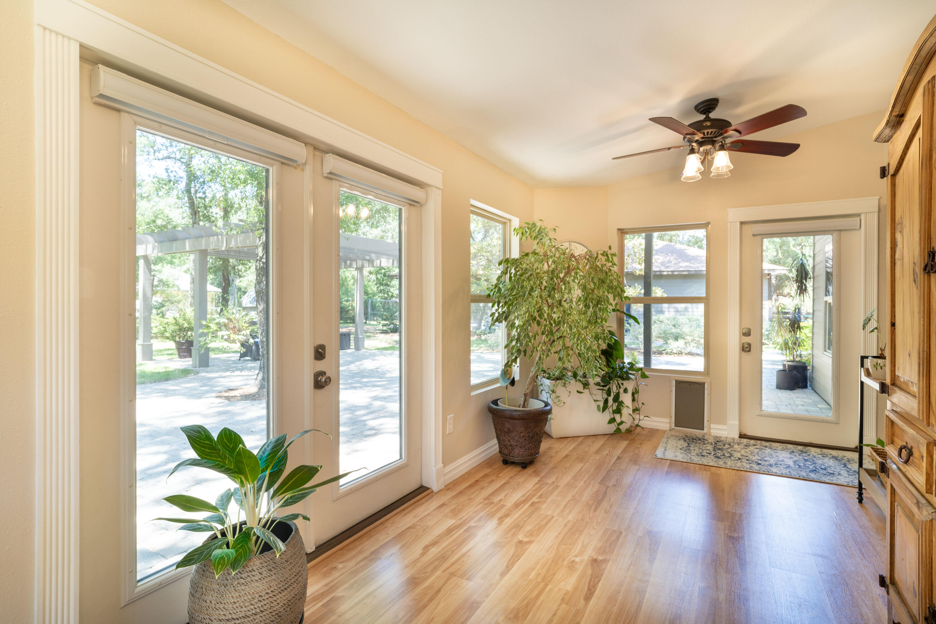 LAKE PIPPIN - Residential