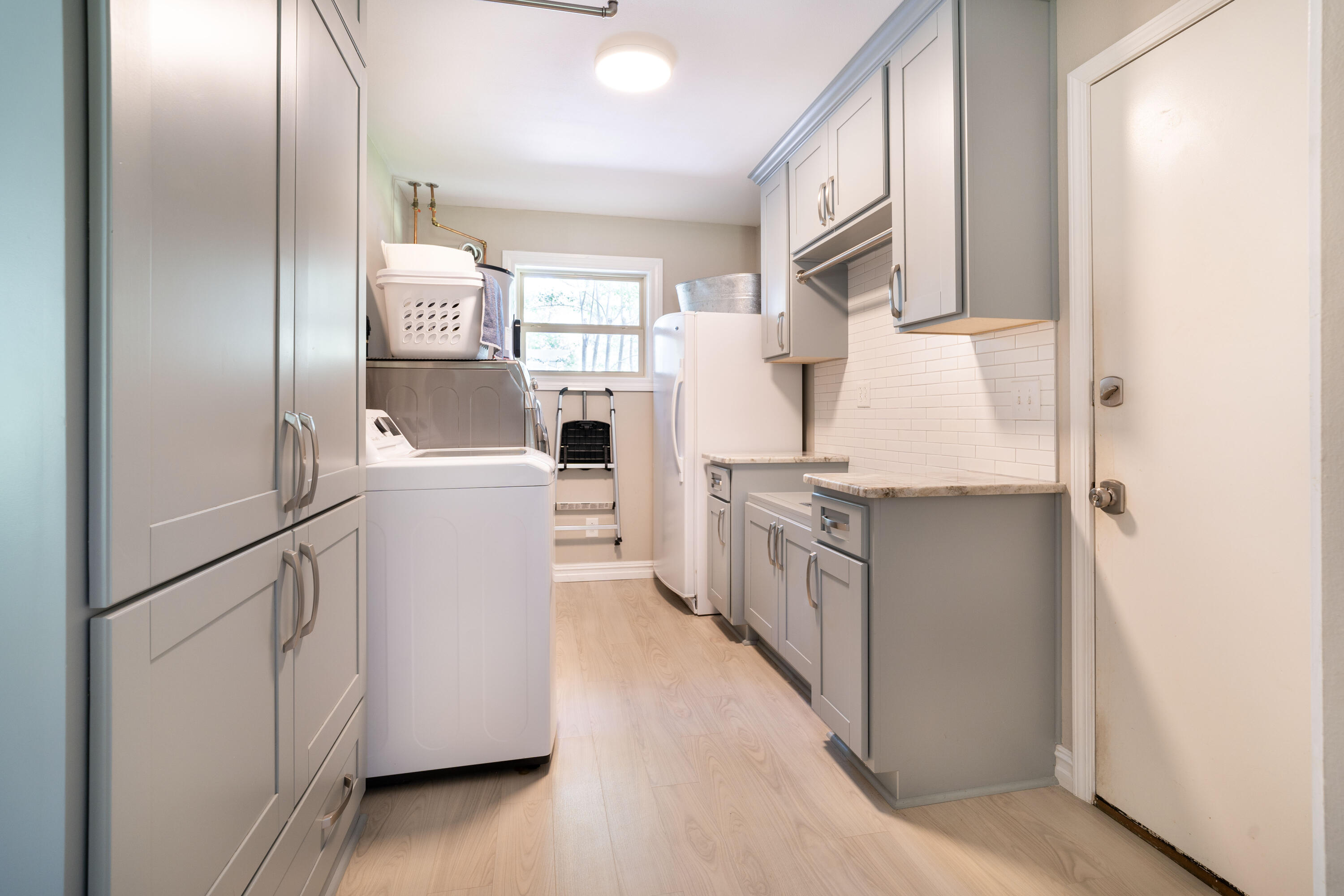 LAKE PIPPIN - Residential