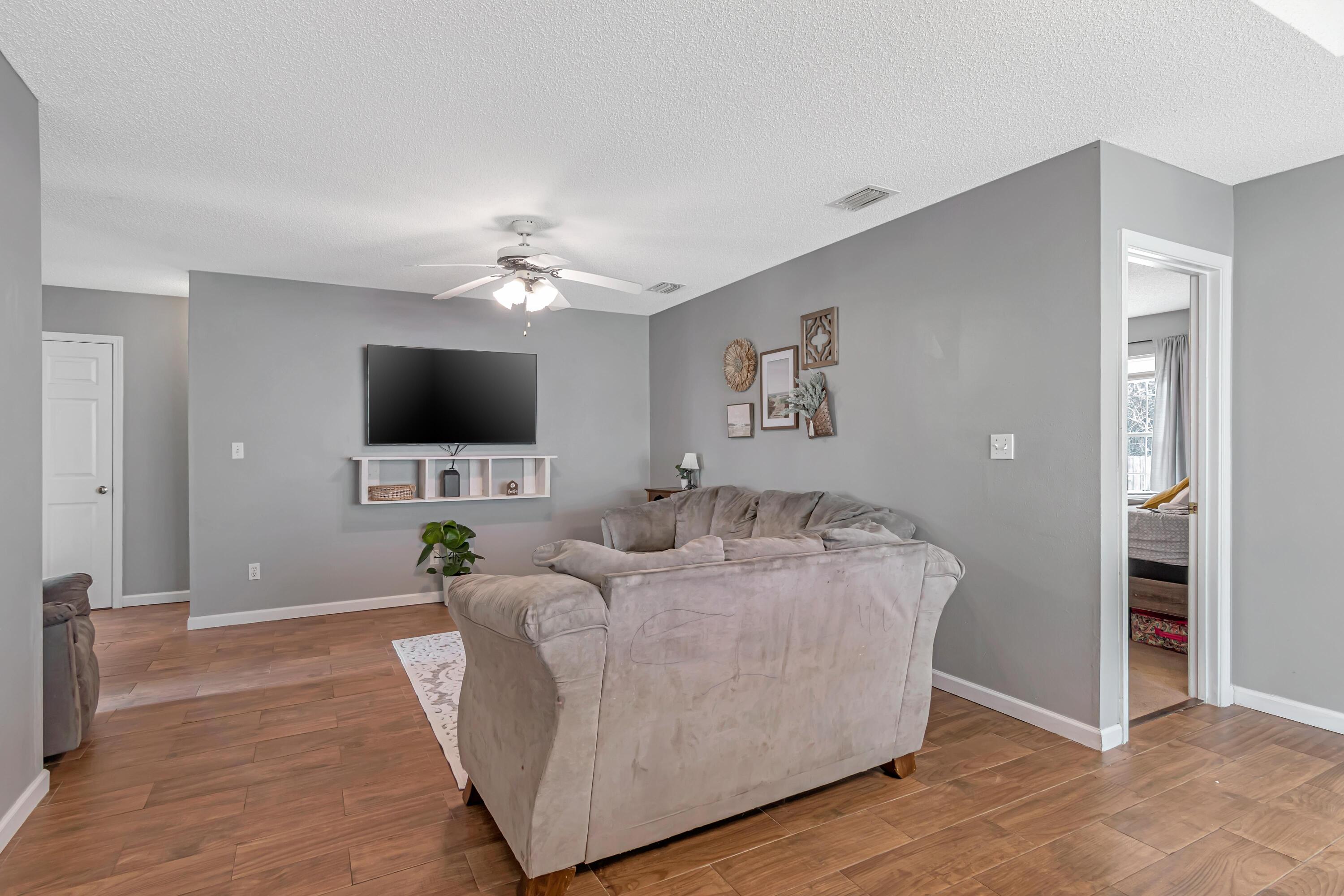 WATERFORD ESTATES S/D - Residential