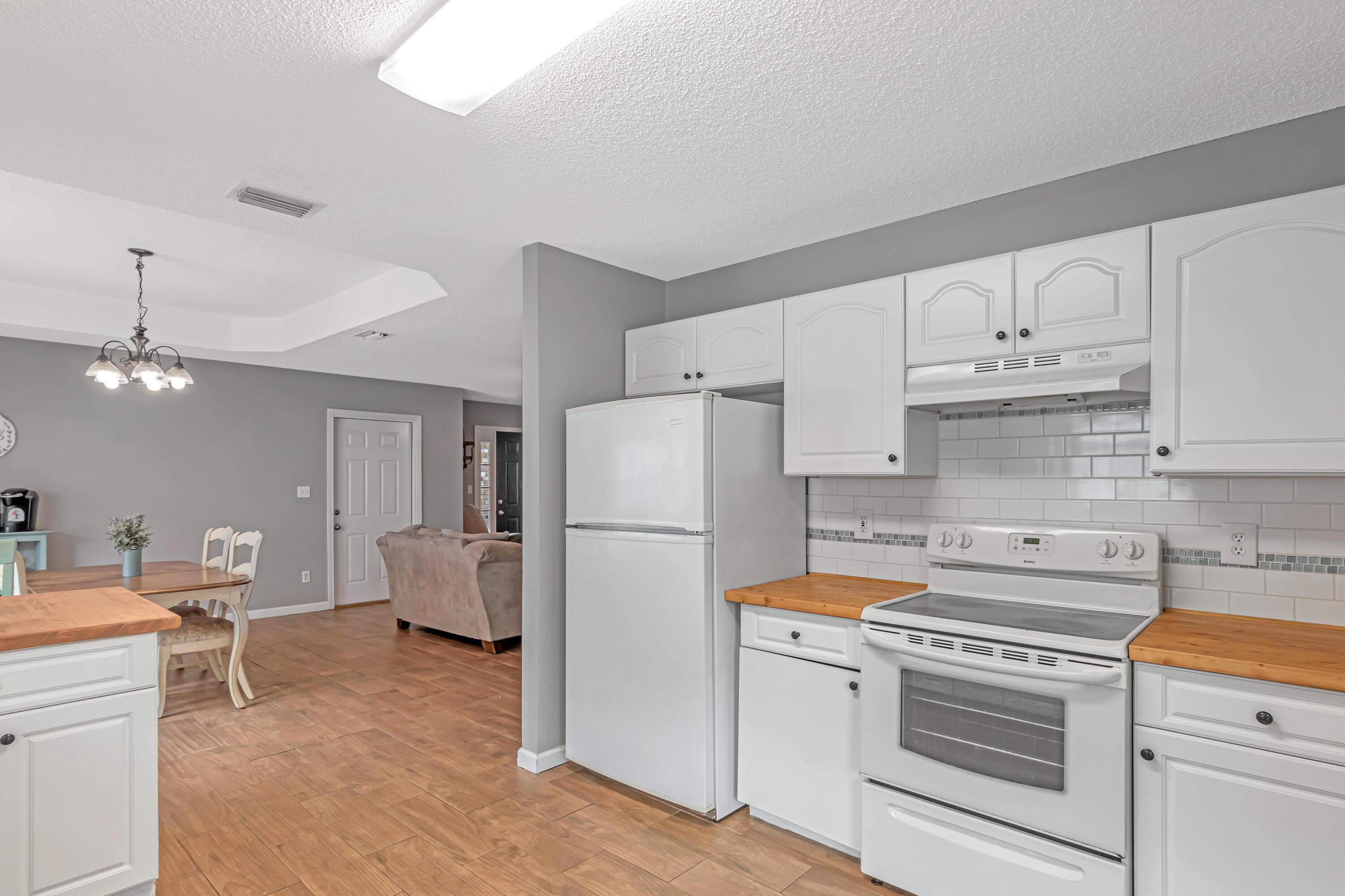 WATERFORD ESTATES S/D - Residential