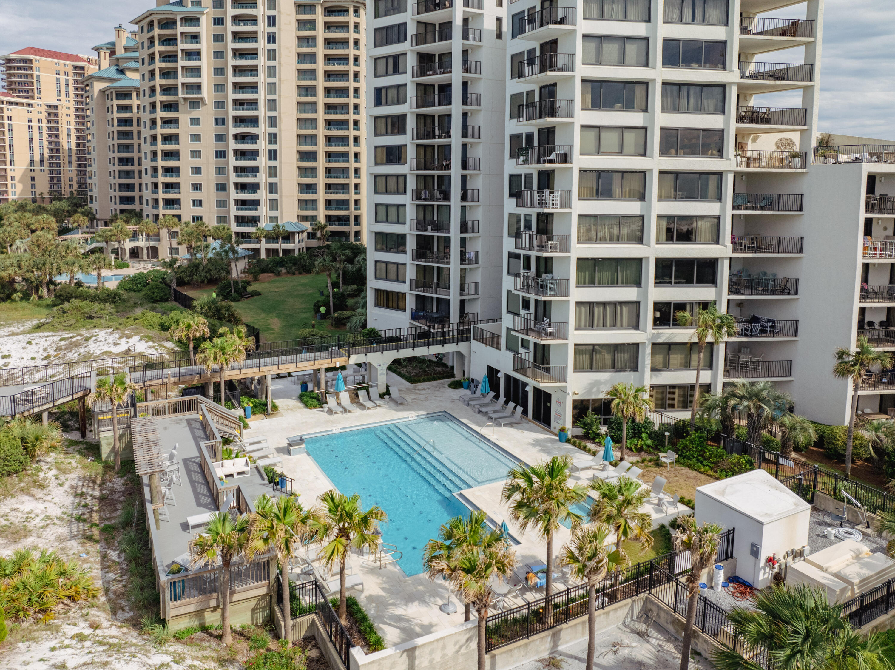 BEACHSIDE ONE - Residential