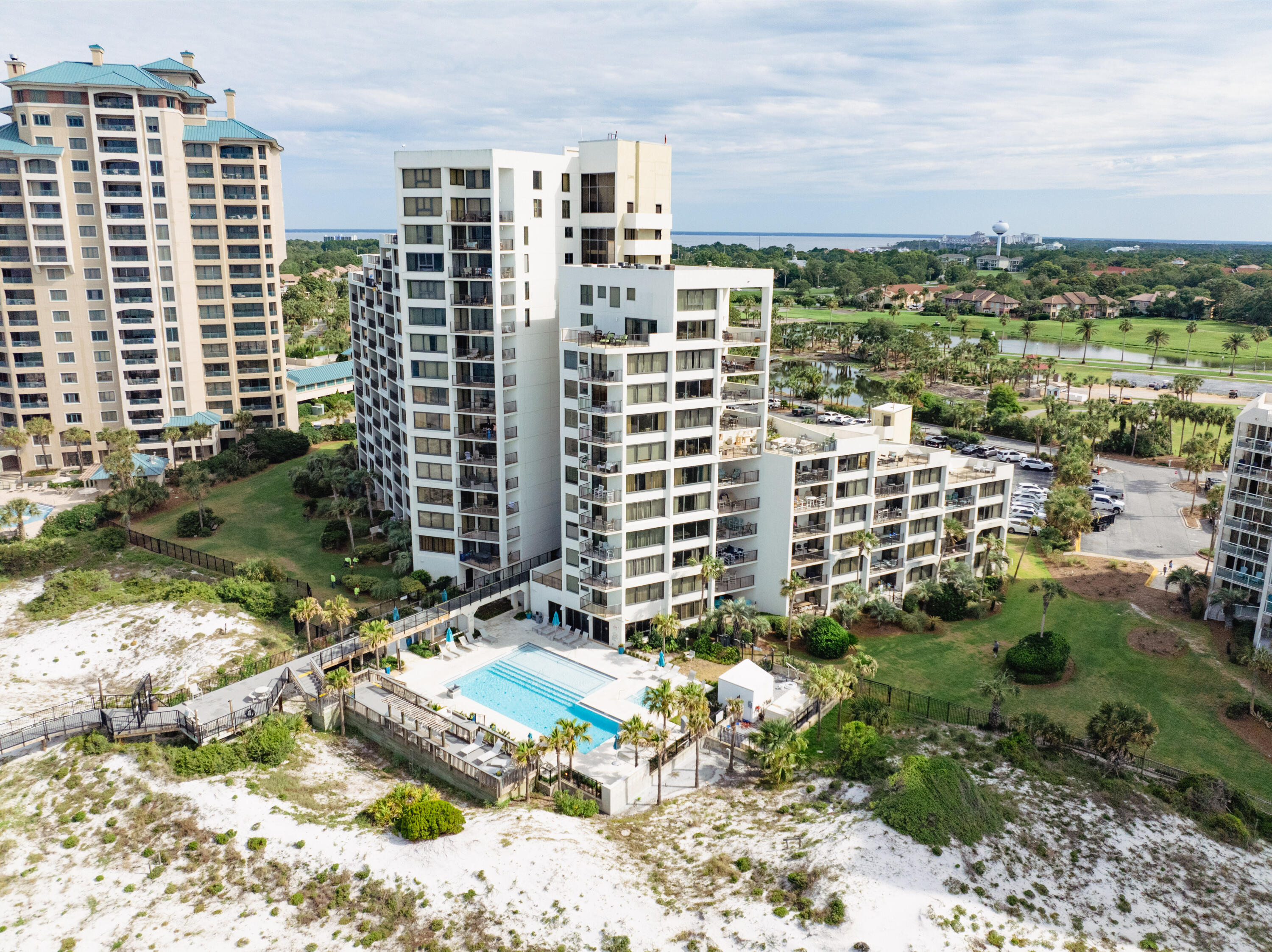 BEACHSIDE ONE - Residential