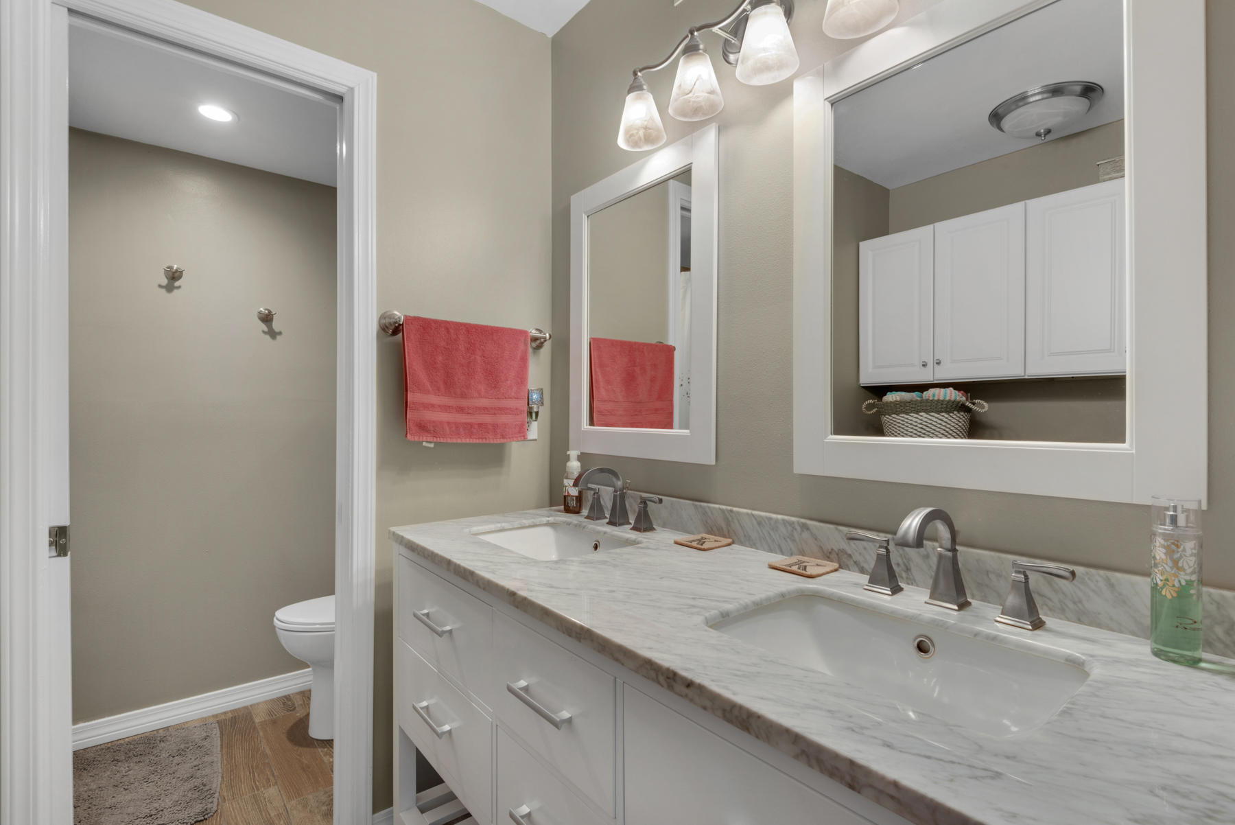 SEASCAPE CONDO GARDEN VILLA - Residential