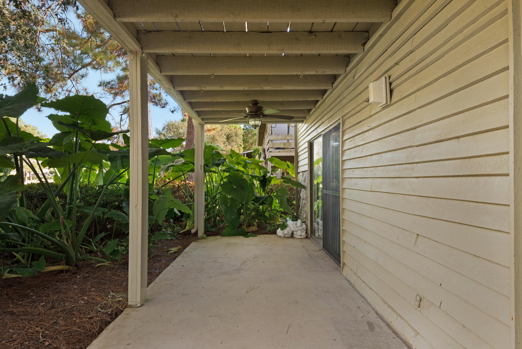 SEASCAPE CONDO GARDEN VILLA - Residential