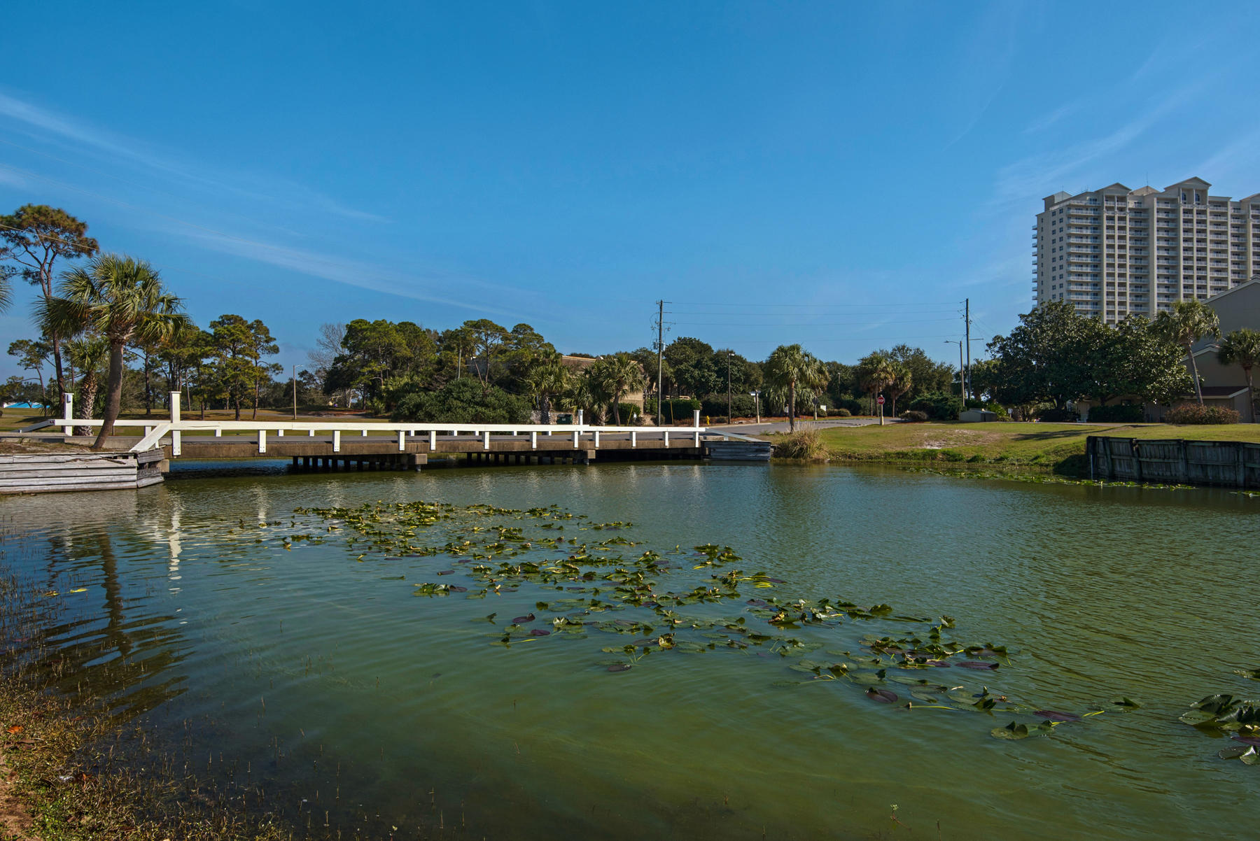 SEASCAPE CONDO GARDEN VILLA - Residential