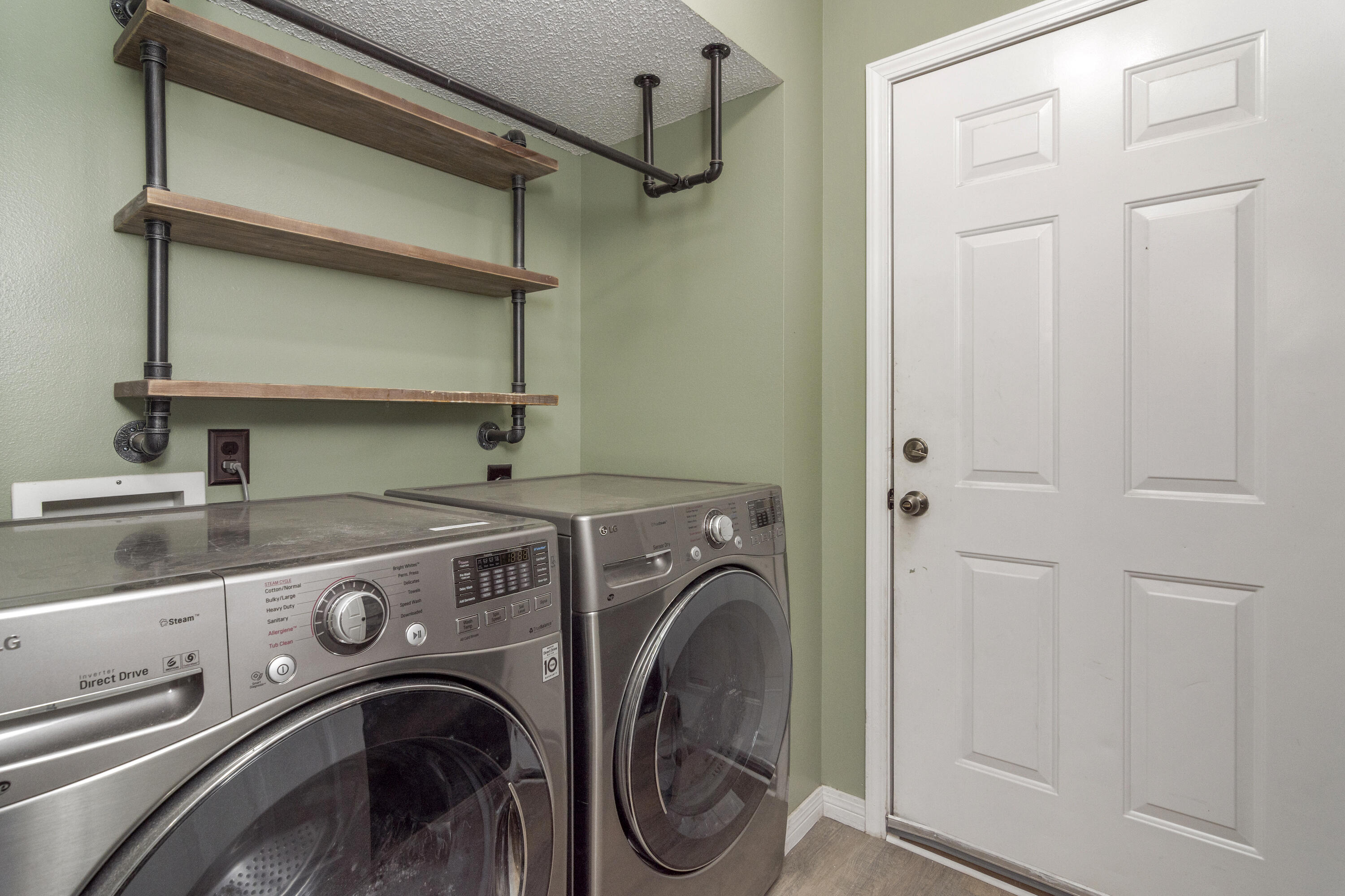 FAIRCHILD ESTATES - Residential