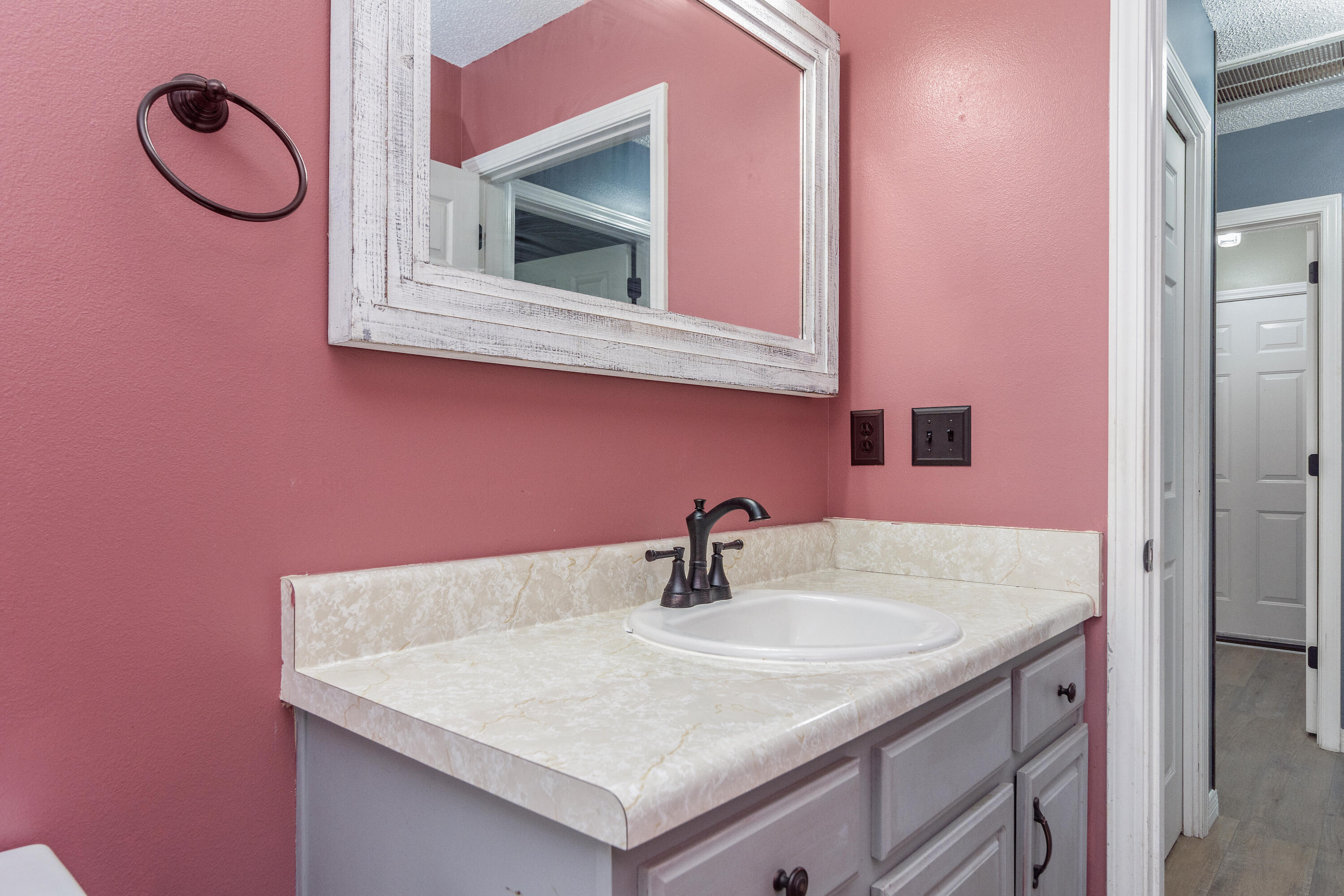 FAIRCHILD ESTATES - Residential