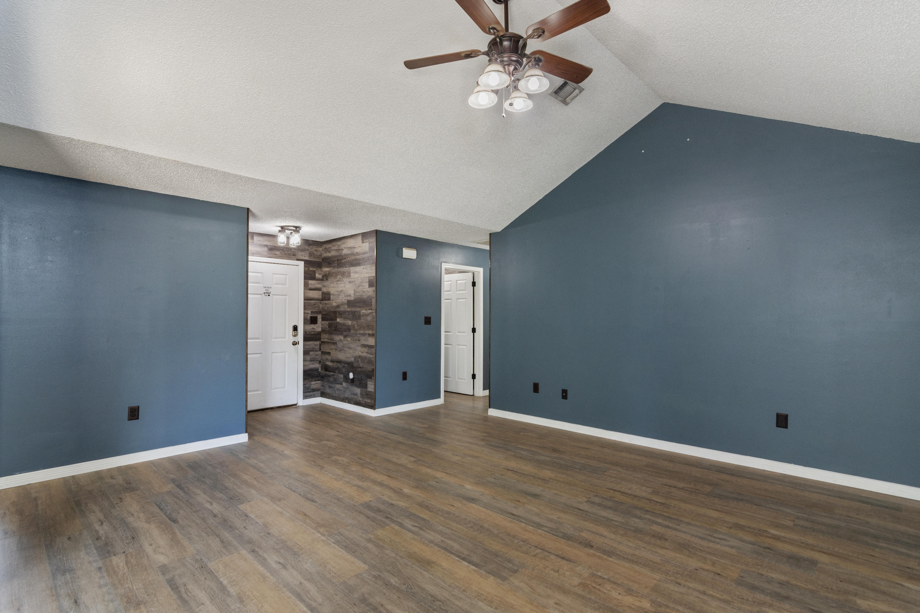 FAIRCHILD ESTATES - Residential