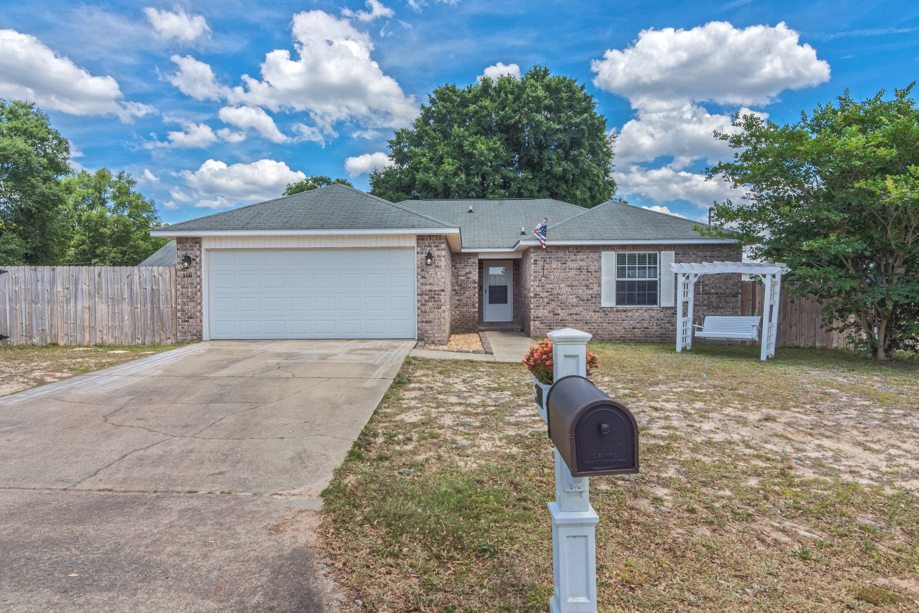 FAIRCHILD ESTATES - Residential