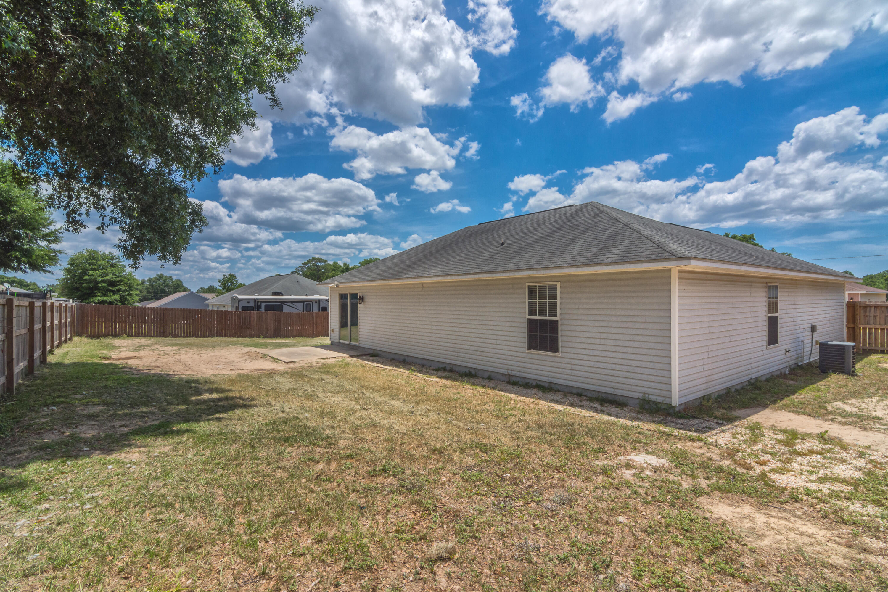 FAIRCHILD ESTATES - Residential