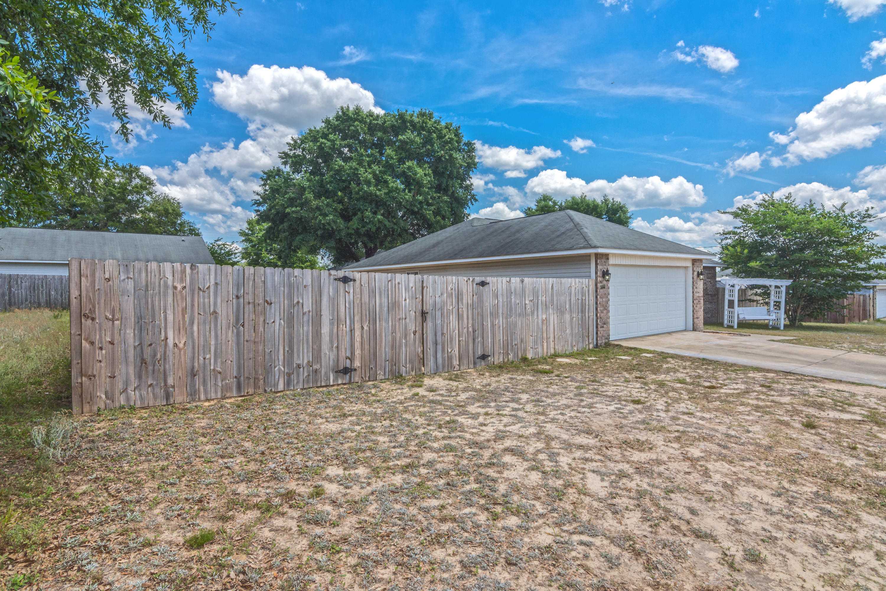 FAIRCHILD ESTATES - Residential