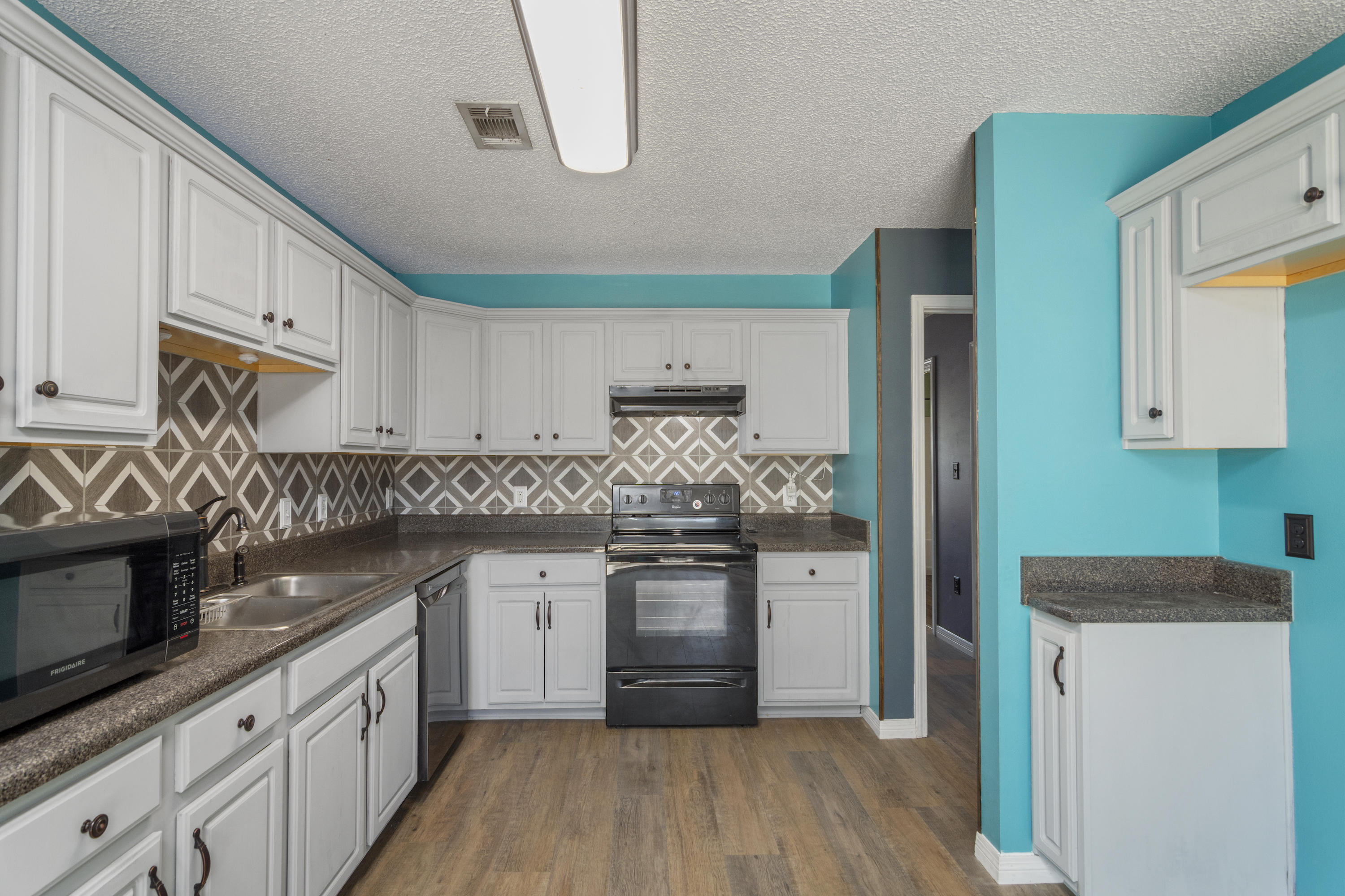 FAIRCHILD ESTATES - Residential