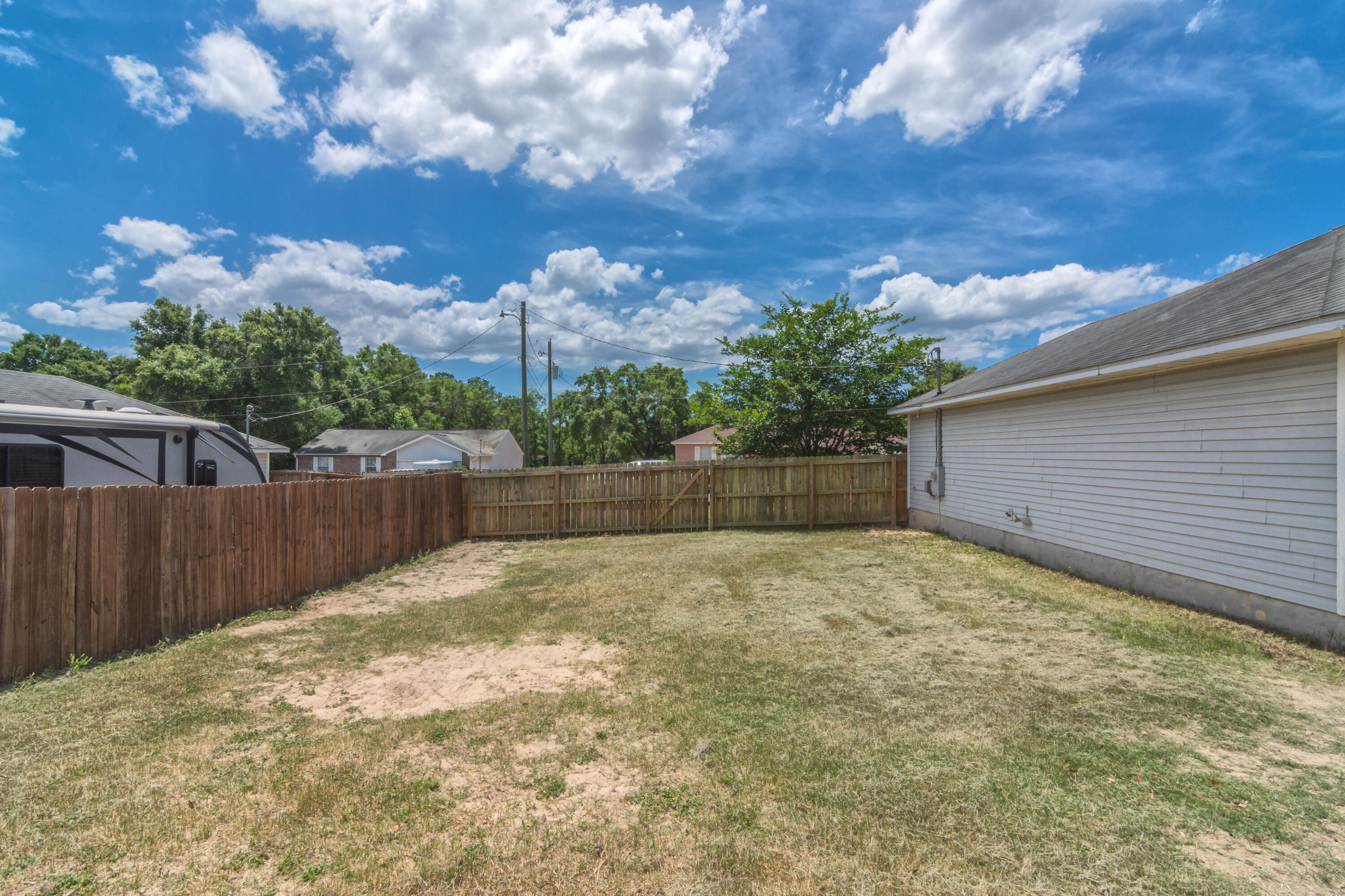 FAIRCHILD ESTATES - Residential