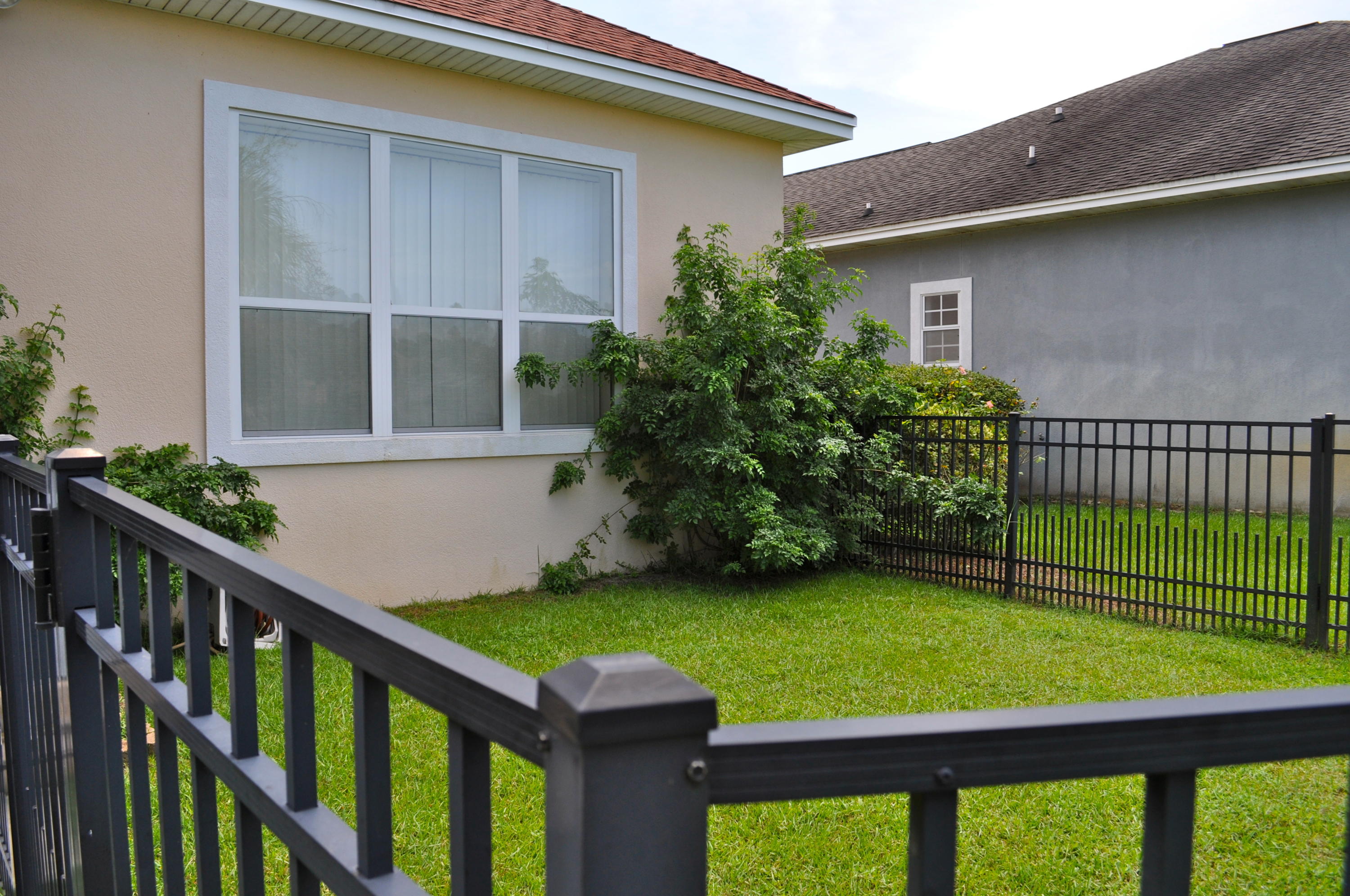 EMERALD LAKES PH 1 - Residential