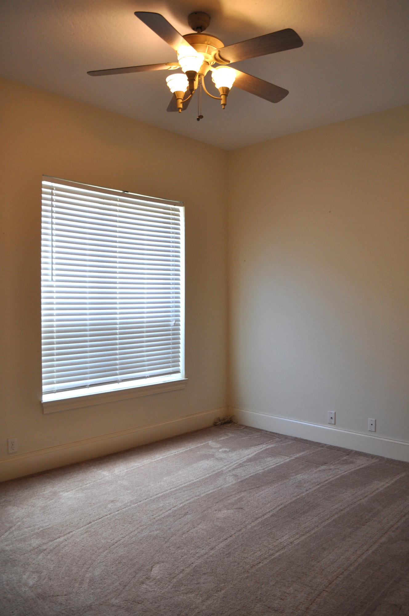 EMERALD LAKES PH 1 - Residential