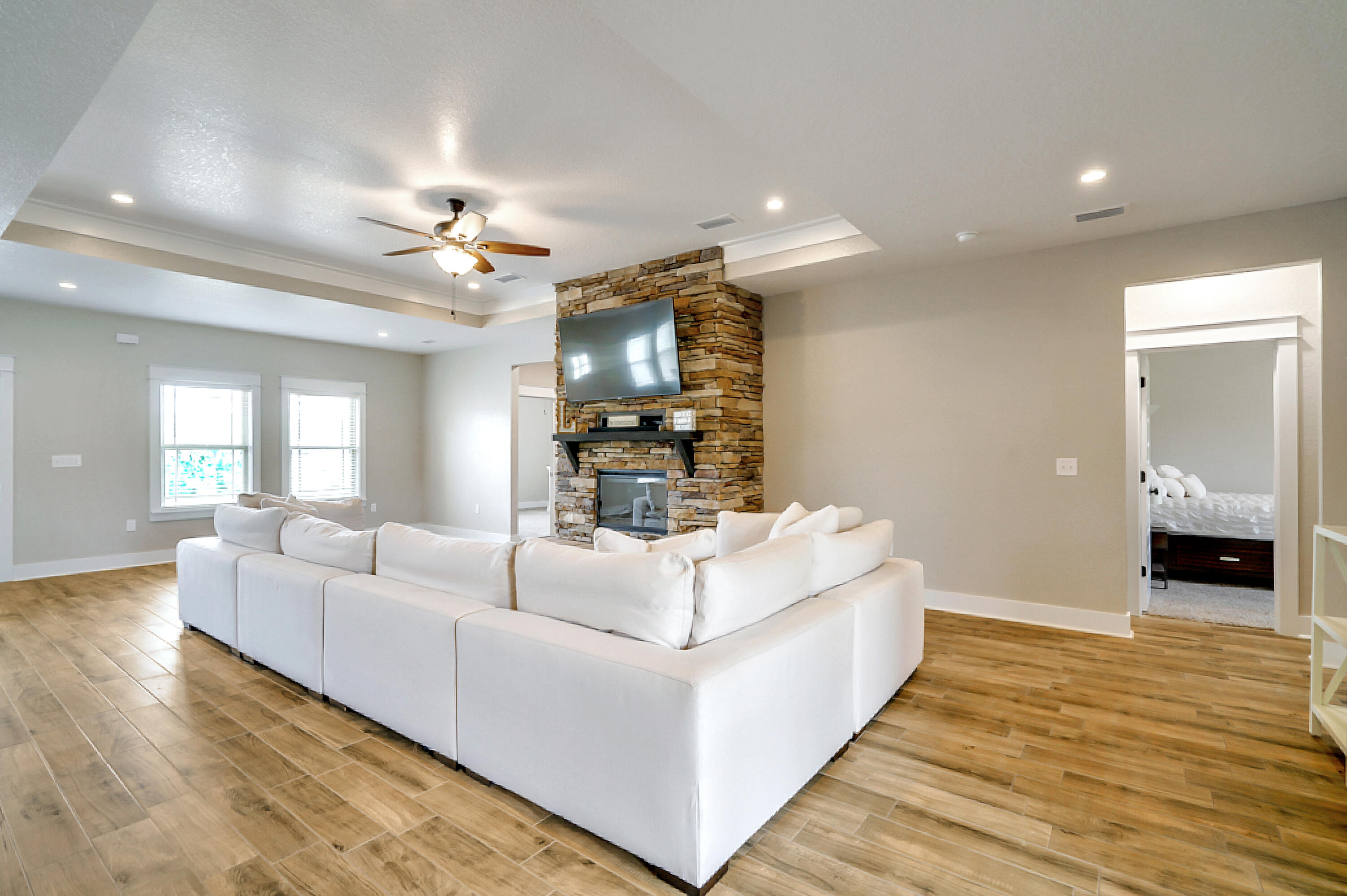 BRIDLE WOOD EST PH I - Residential