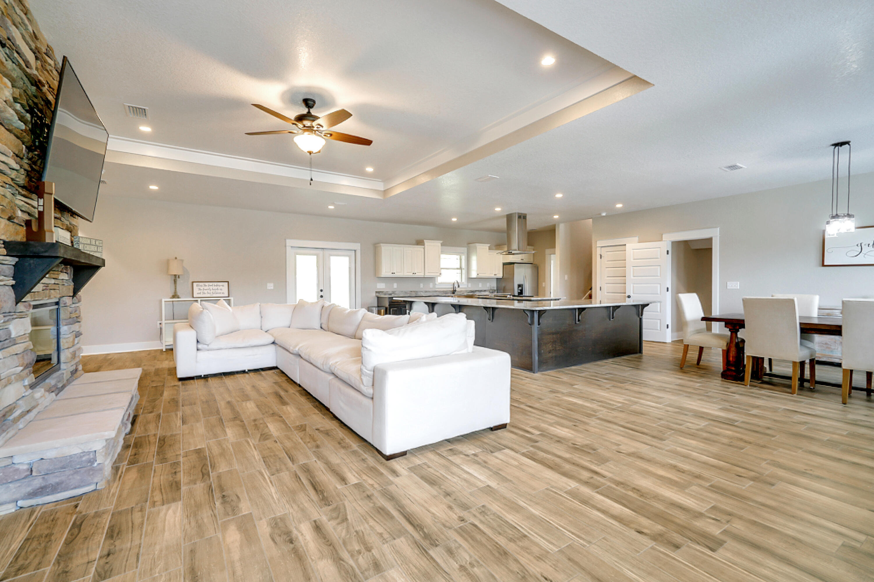 BRIDLE WOOD EST PH I - Residential