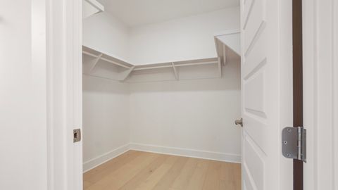 listing image 36