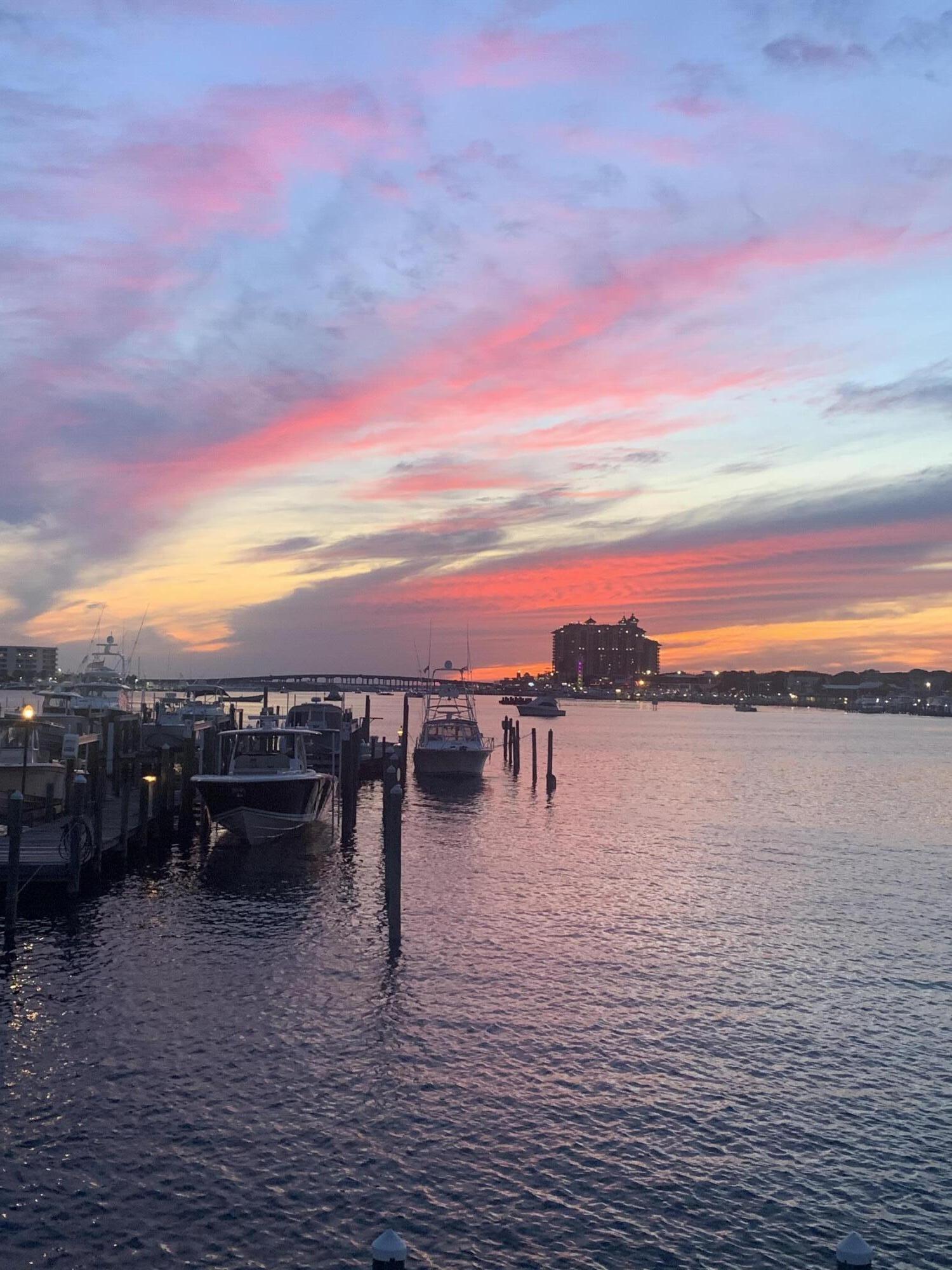 SUN KING TOWERS PH 1 - Residential