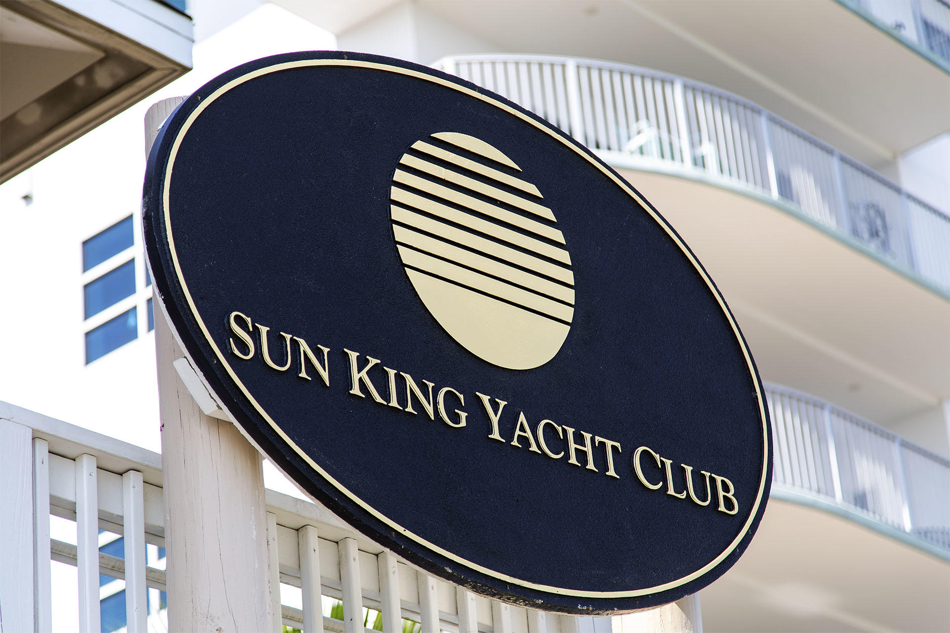 SUN KING TOWERS PH 1 - Residential