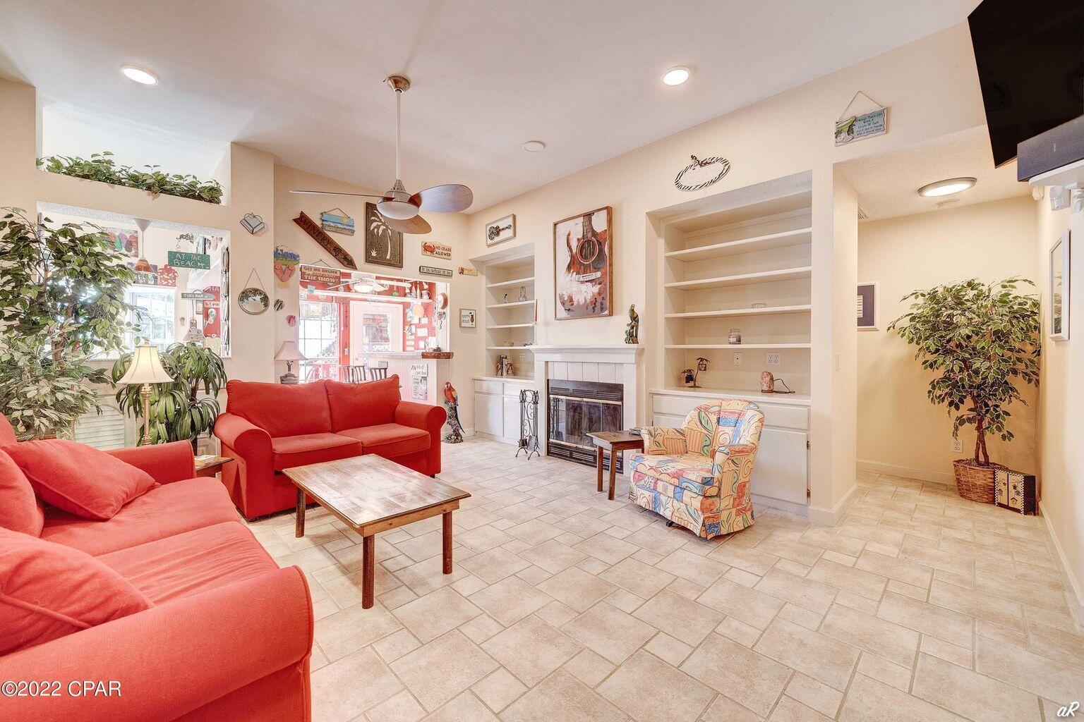 LULLWATER BEACH - Residential