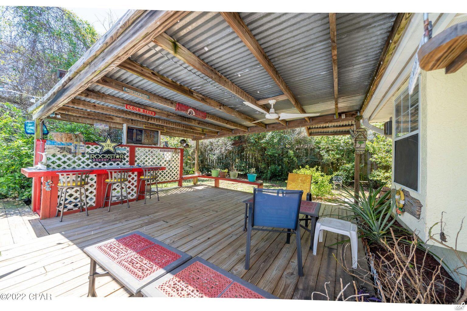 LULLWATER BEACH - Residential