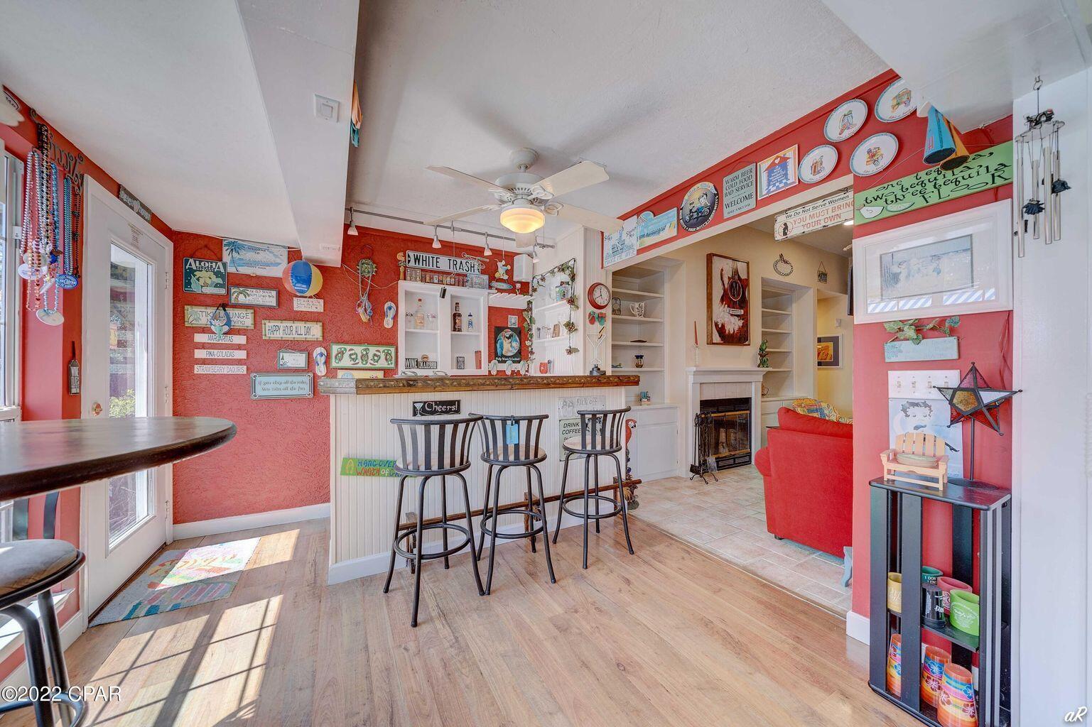 LULLWATER BEACH - Residential