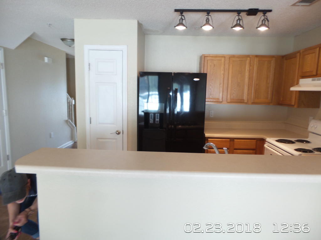 ROLLING PINES - Residential Lease