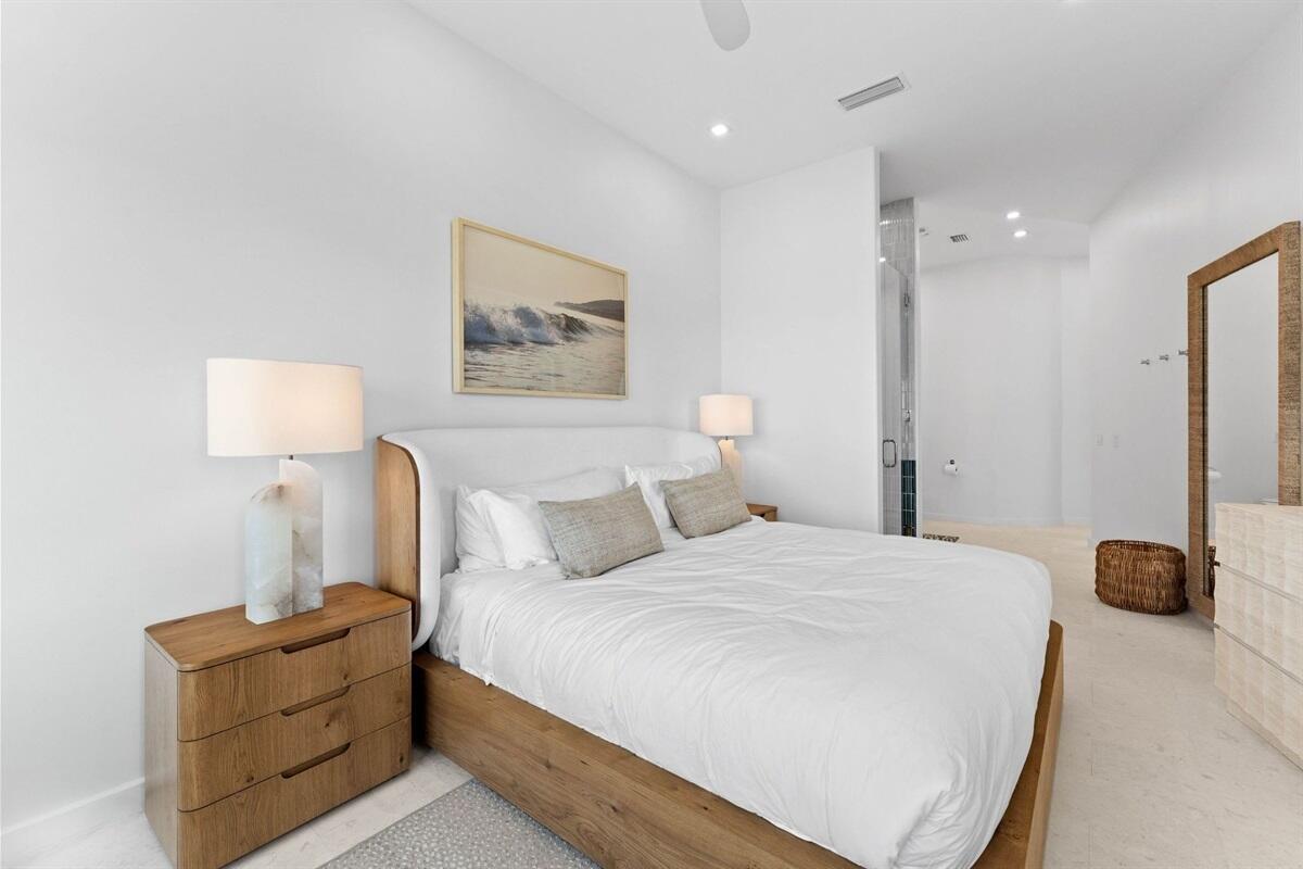 SEA WALK - Residential