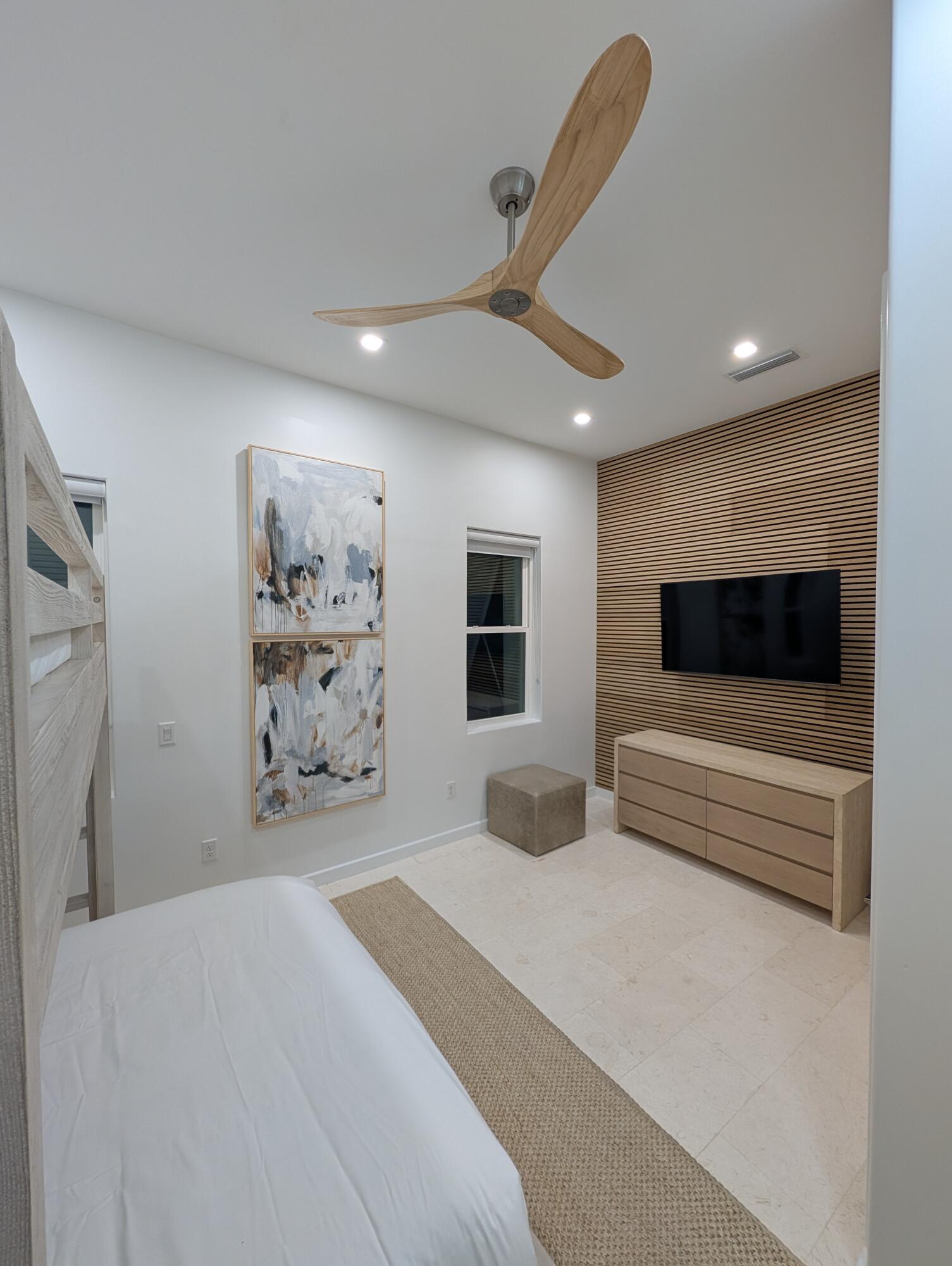 SEA WALK - Residential