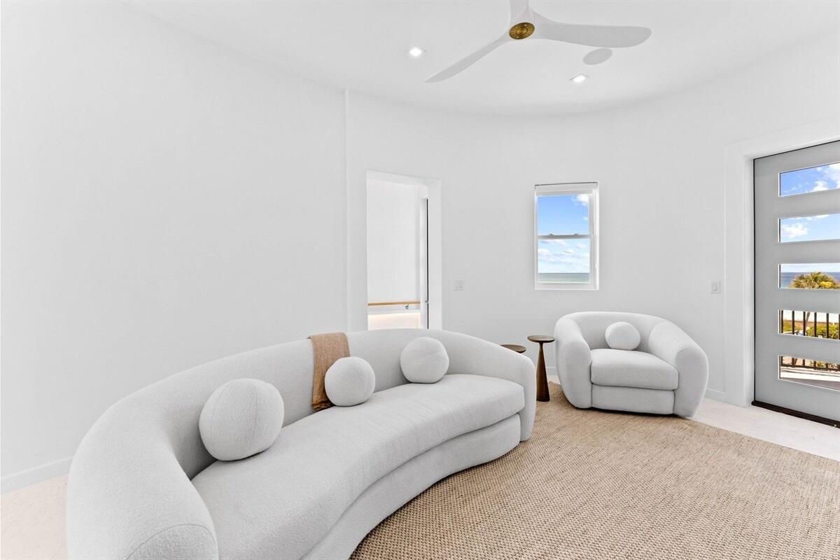 SEA WALK - Residential