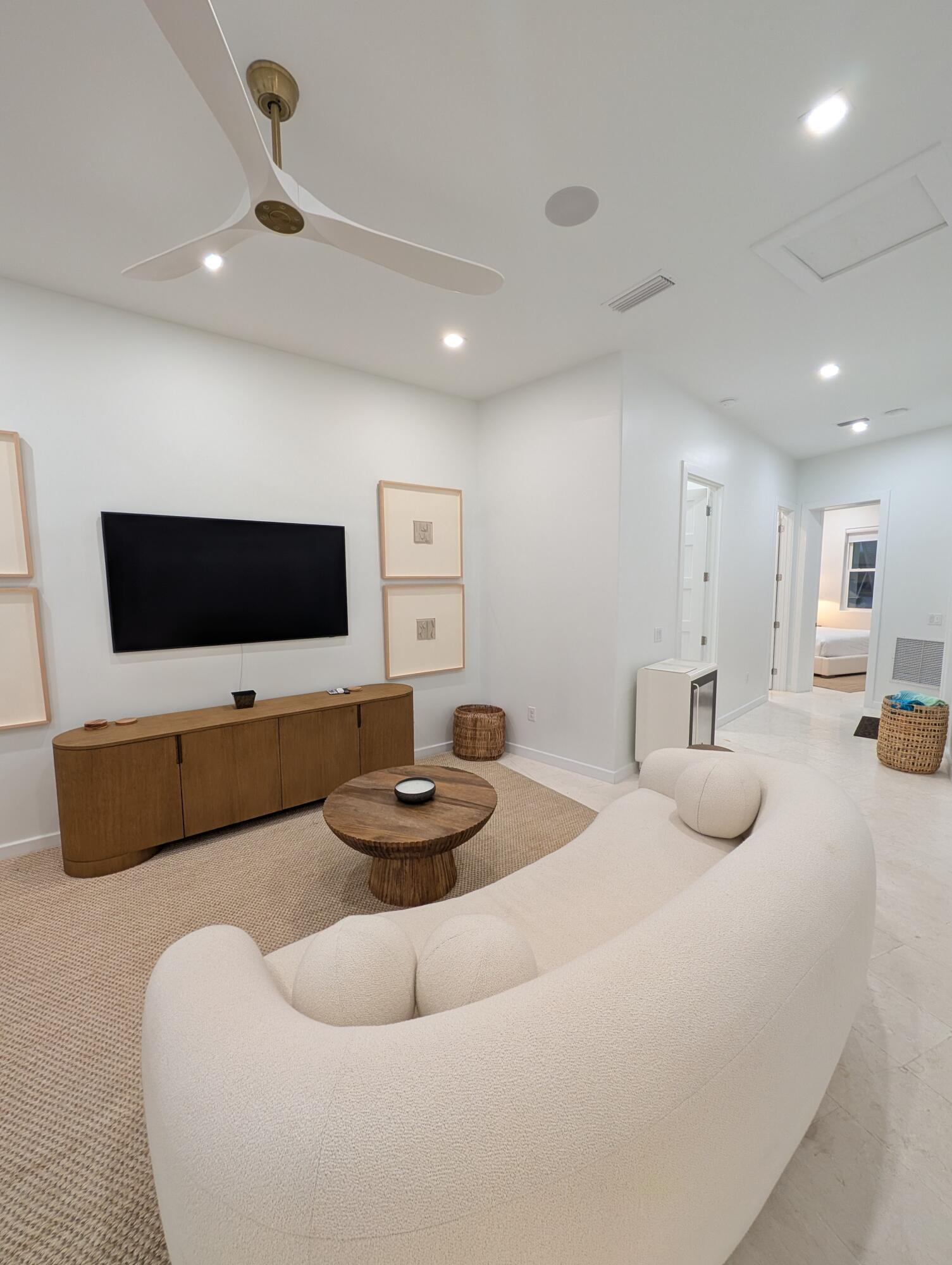 SEA WALK - Residential