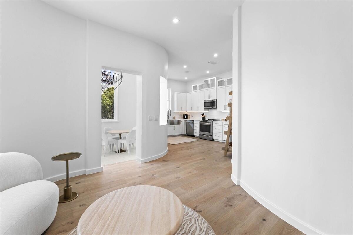 SEA WALK - Residential