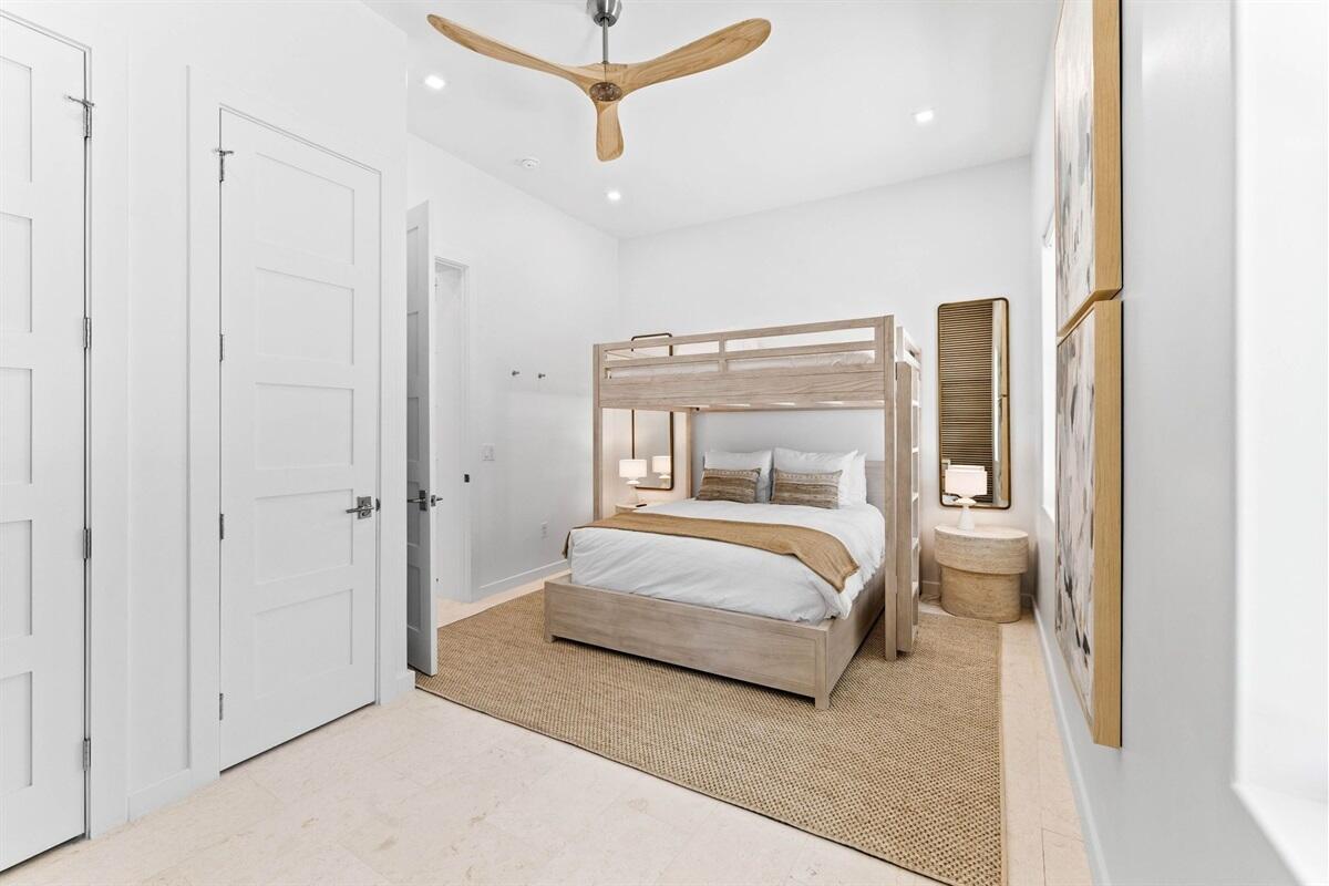 SEA WALK - Residential