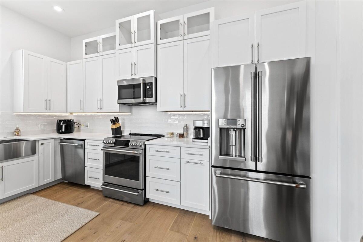 SEA WALK - Residential