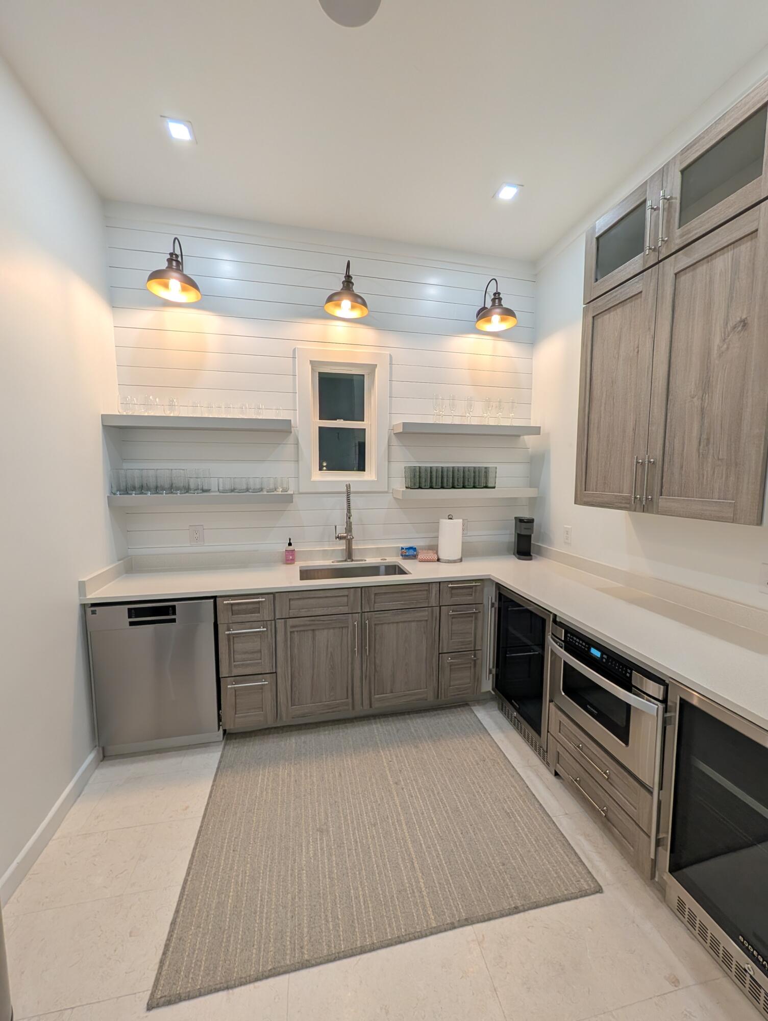 SEA WALK - Residential