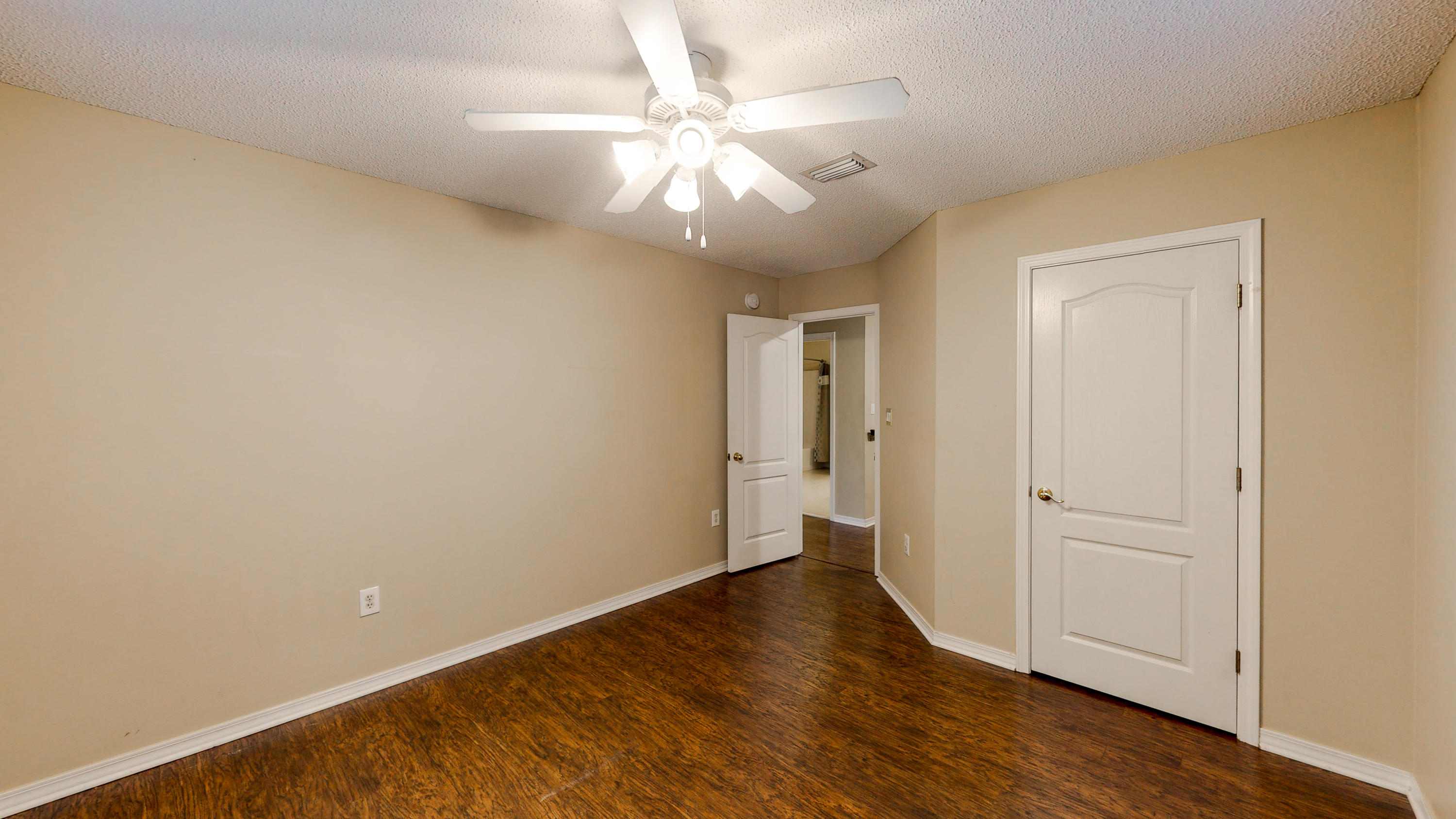 EMERALD LAKES PHASE 3 - Residential