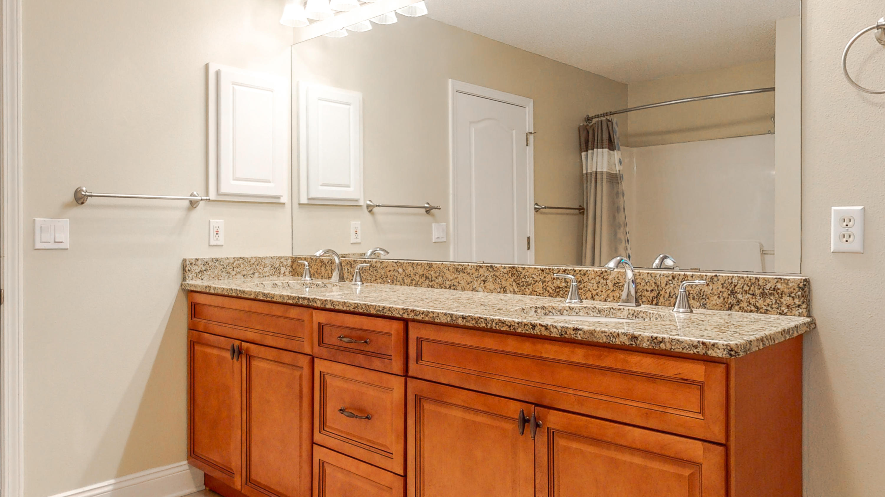 EMERALD LAKES PHASE 3 - Residential