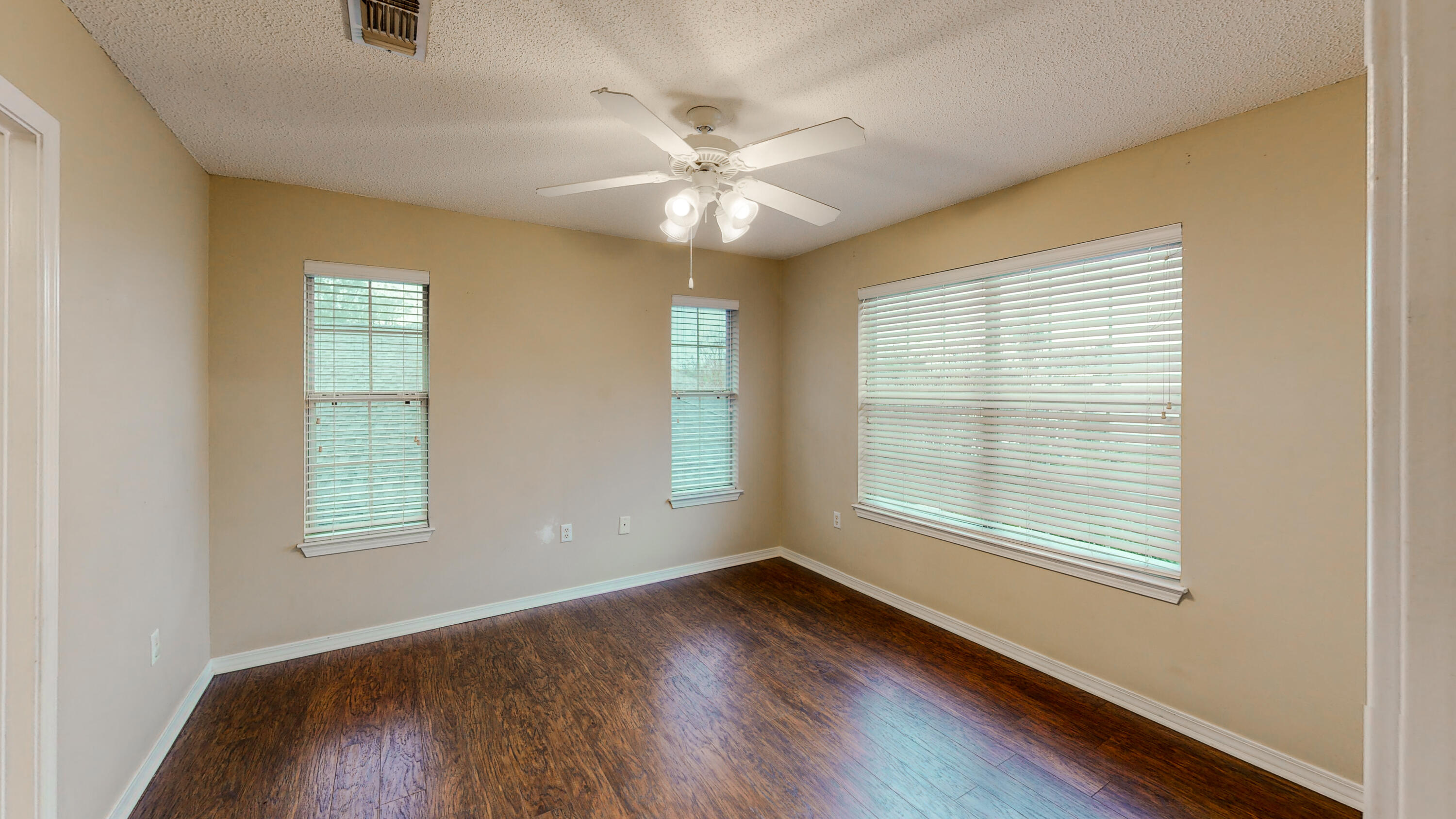 EMERALD LAKES PHASE 3 - Residential