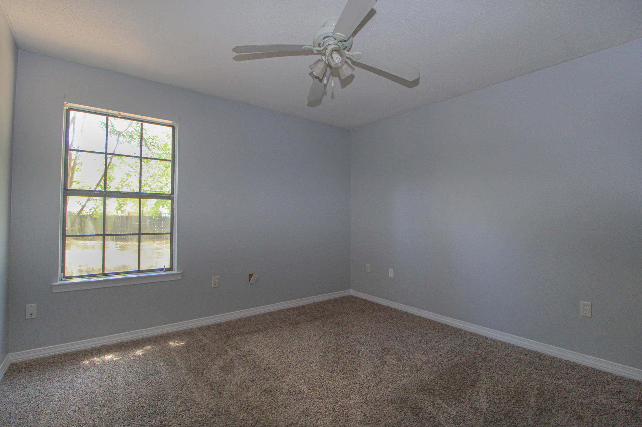 COUNTRYVIEW ESTATES 1ST ADDN - Residential