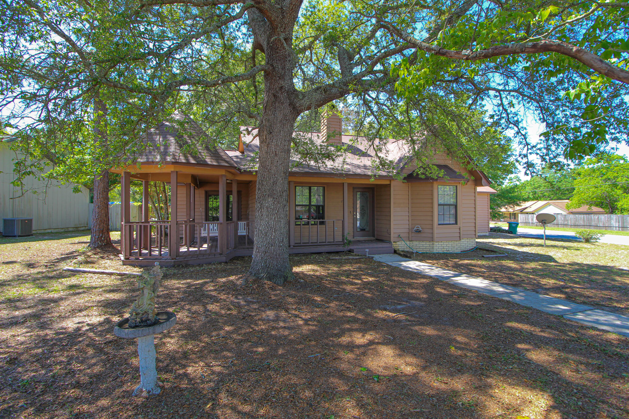 COUNTRYVIEW ESTATES 1ST ADDN - Residential