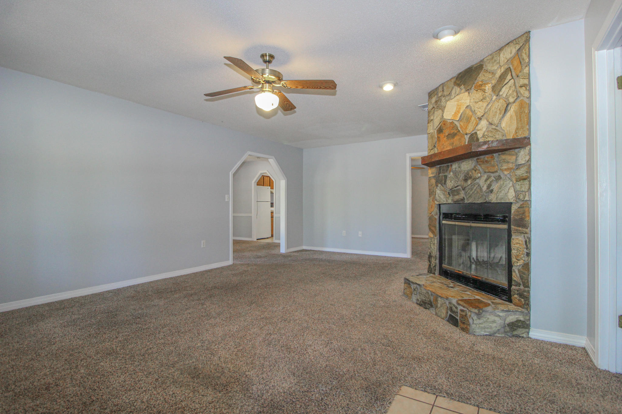 COUNTRYVIEW ESTATES 1ST ADDN - Residential