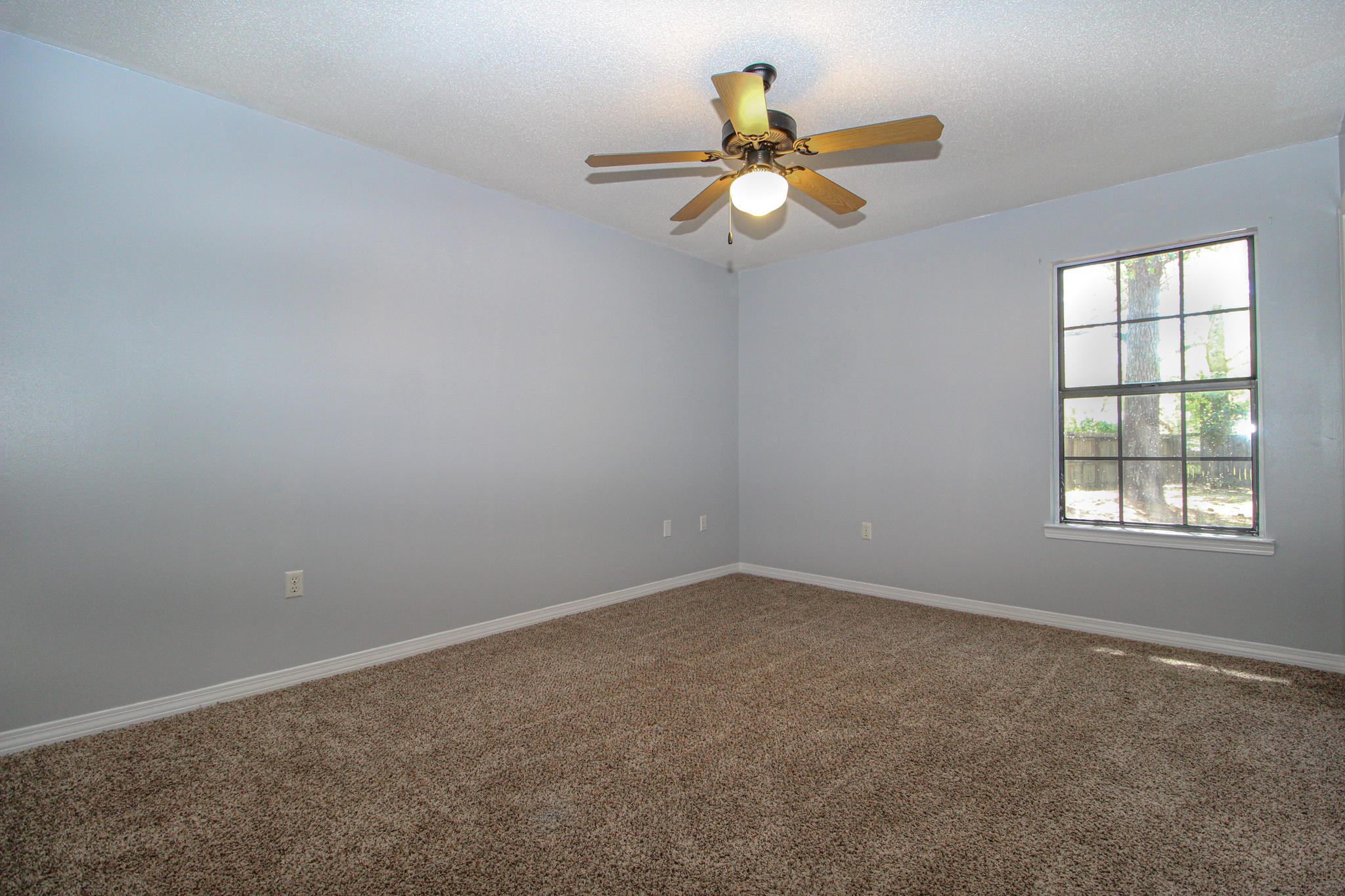 COUNTRYVIEW ESTATES 1ST ADDN - Residential