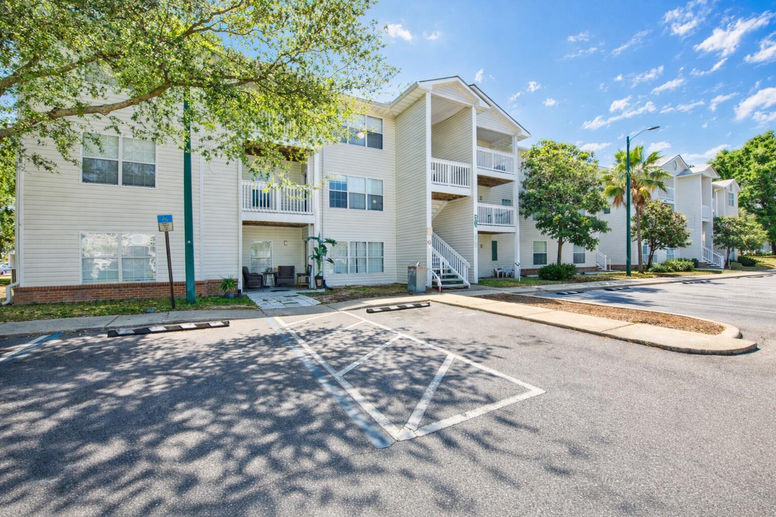 INDIAN LAKE - Residential